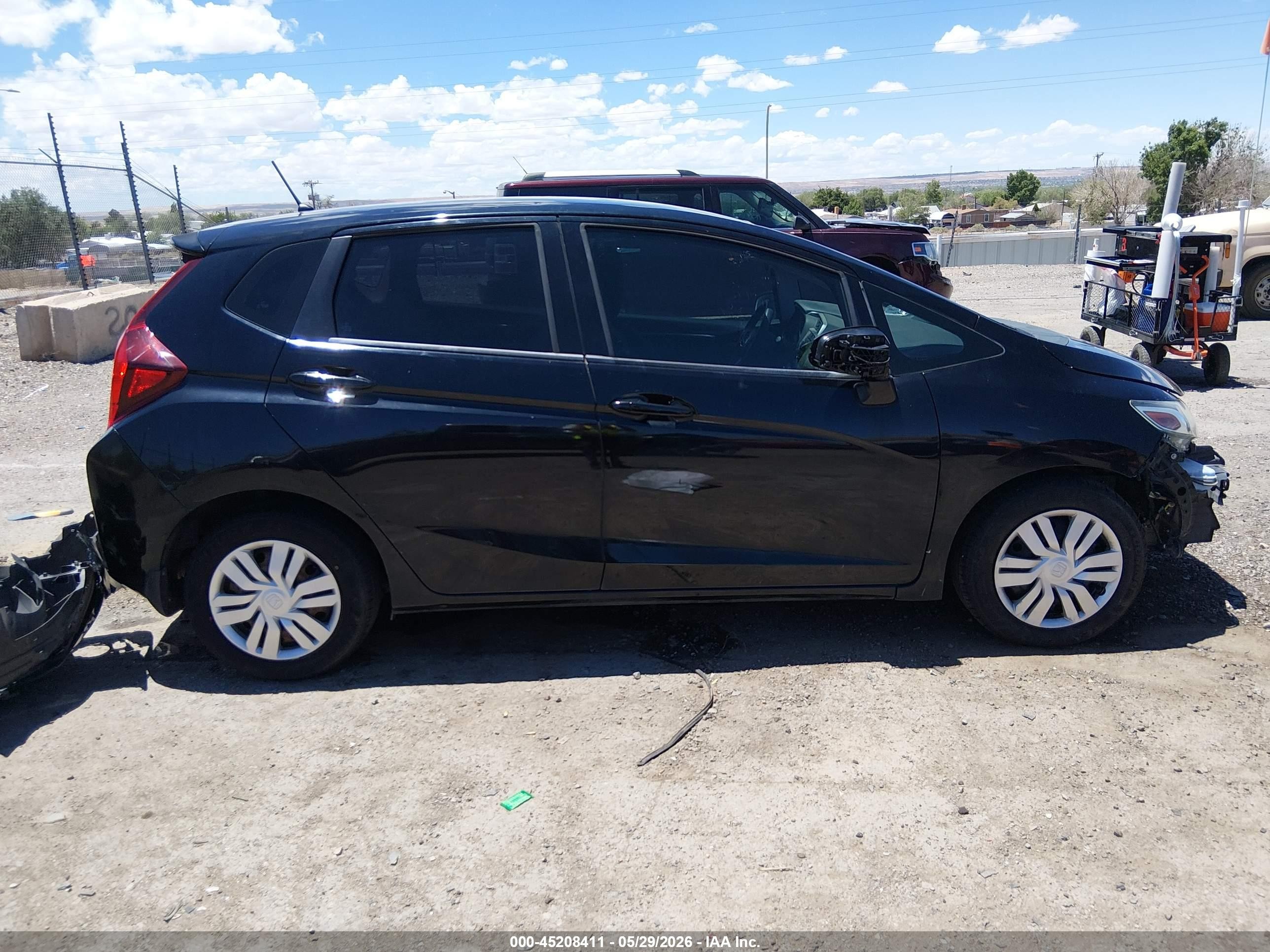 2015 Honda Fit Lx Black vin: 3HGGK5H52FM769029