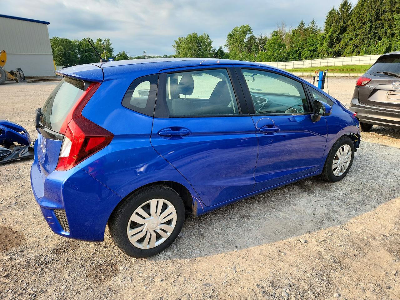 2015 Honda Fit Lx Blue vin: 3HGGK5H52FM786073