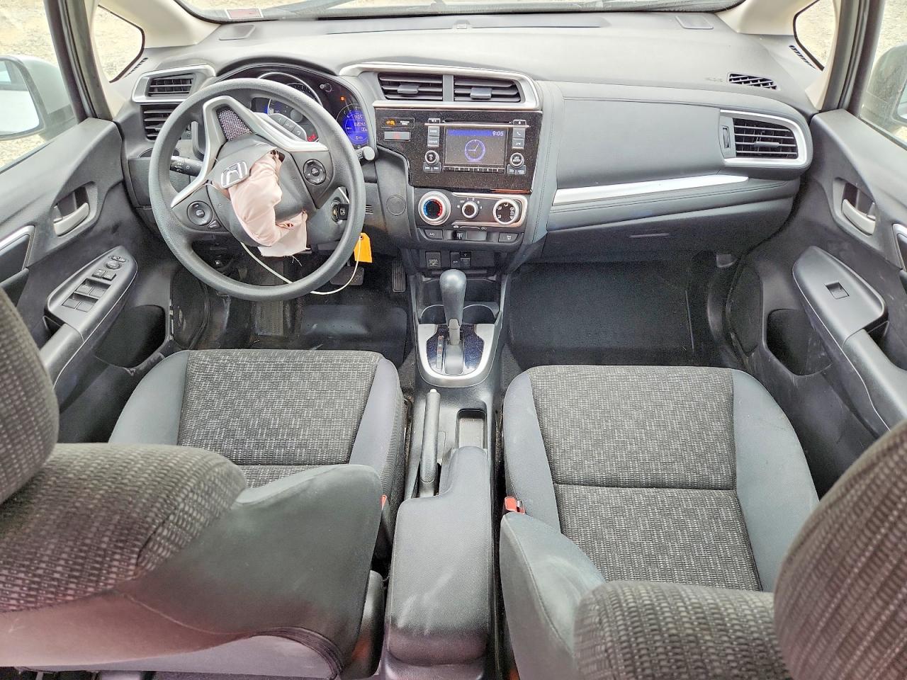 2015 Honda Fit Lx Silver vin: 3HGGK5H52FM786333