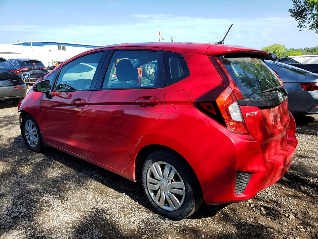 2015 Honda Fit Lx Red vin: 3HGGK5H53FM112126