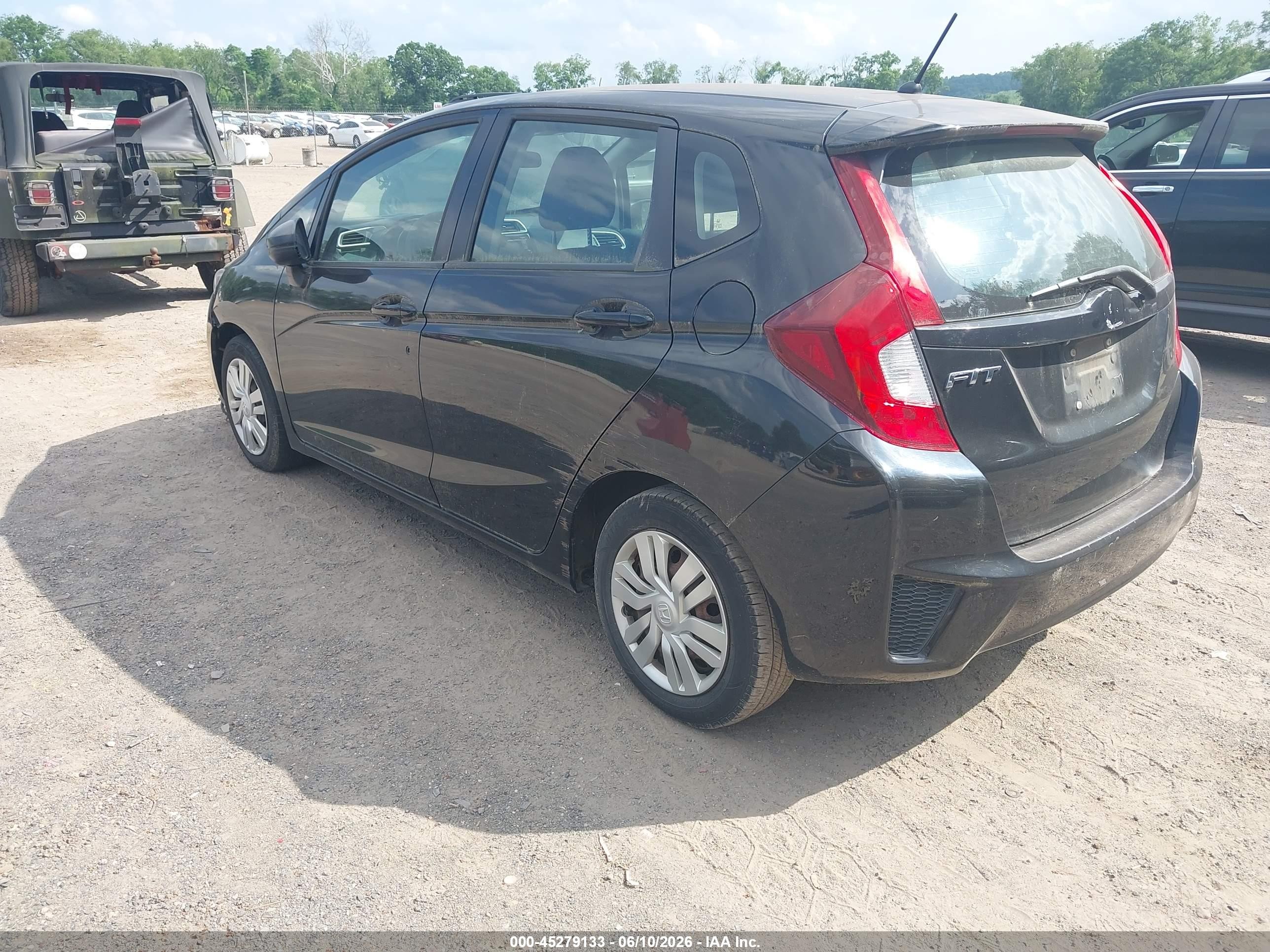 2015 Honda Fit Lx Черный vin: 3HGGK5H53FM744060
