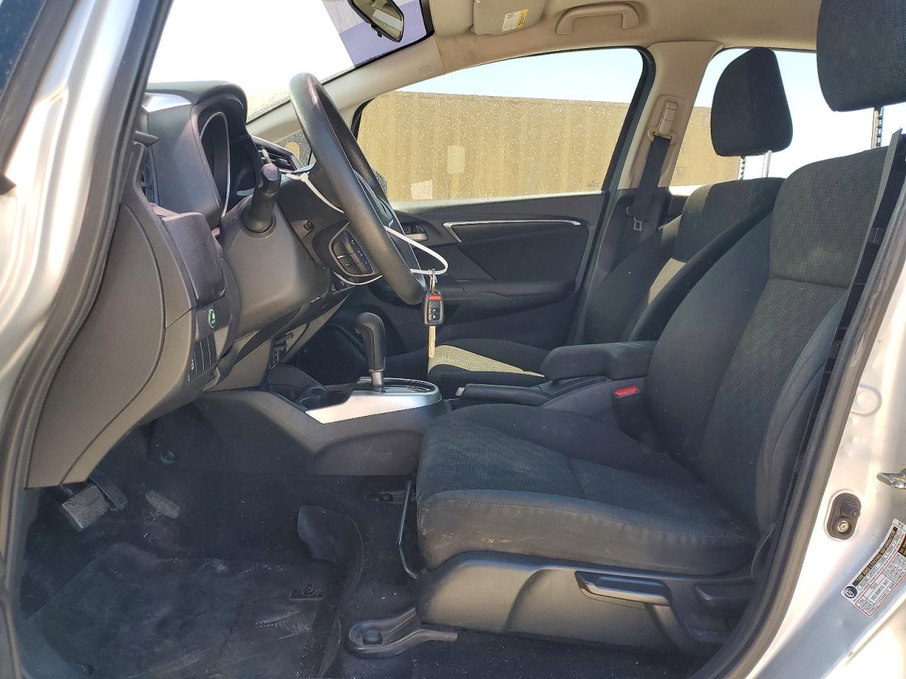 2015 Honda Fit Lx Silver vin: 3HGGK5H53FM764678