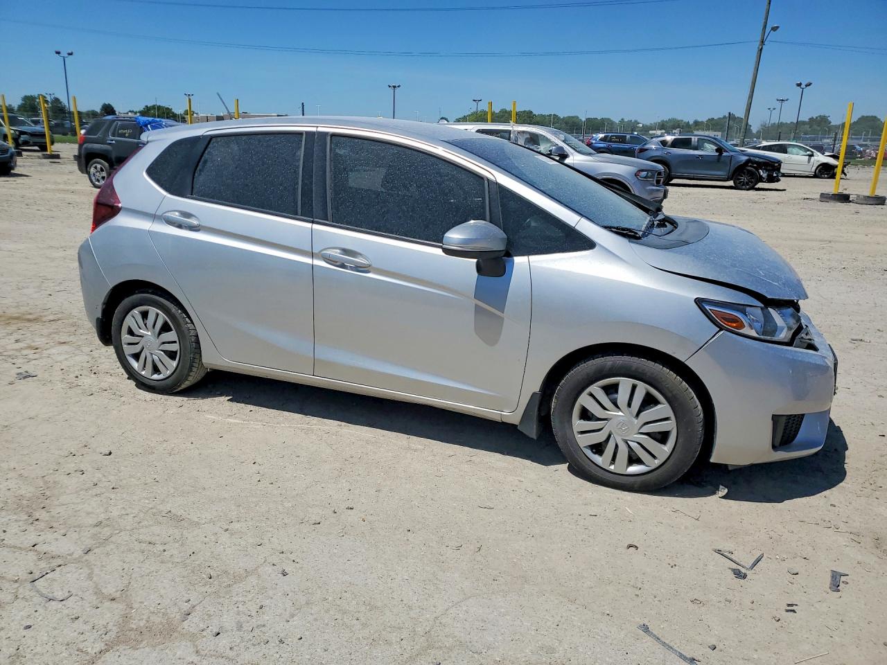 2015 Honda Fit Lx Silver vin: 3HGGK5H53FM764678