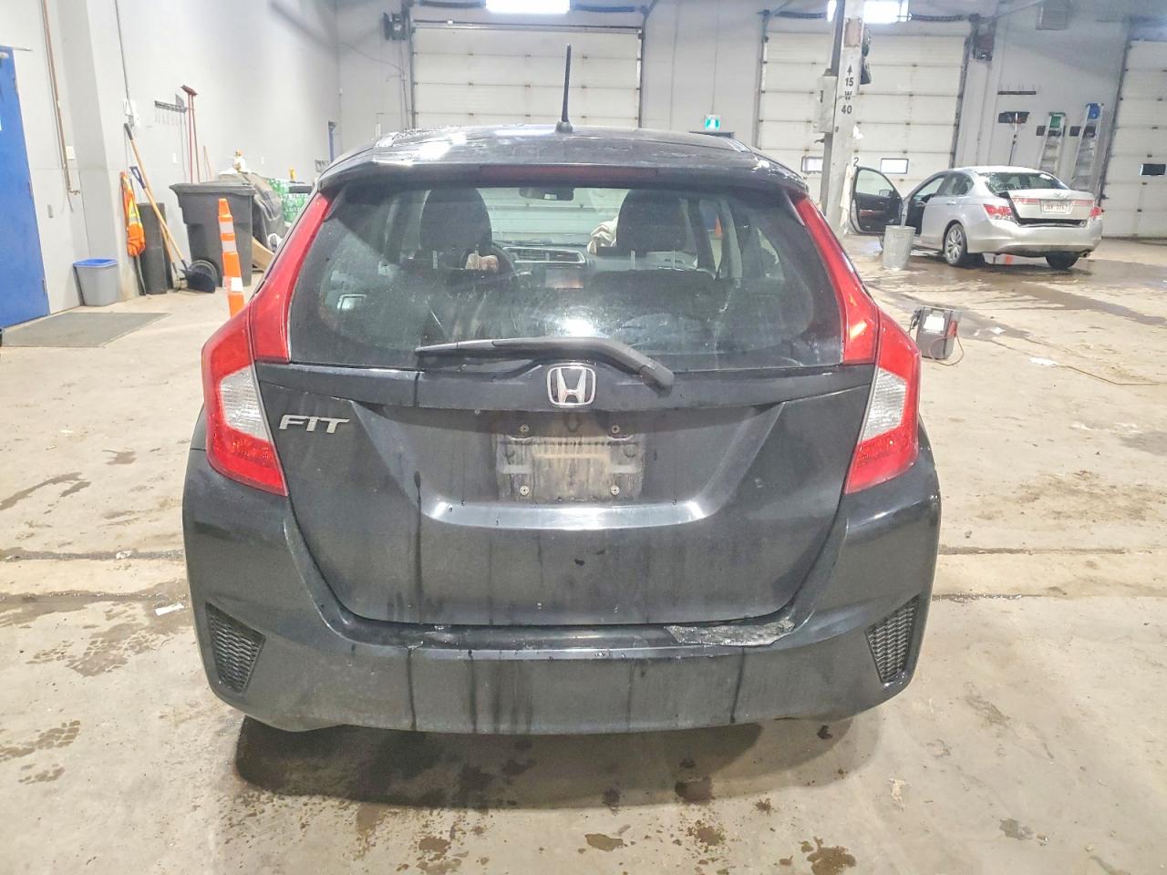 2015 Honda Fit Lx 5dr Черный vin: 3HGGK5H54FM108795