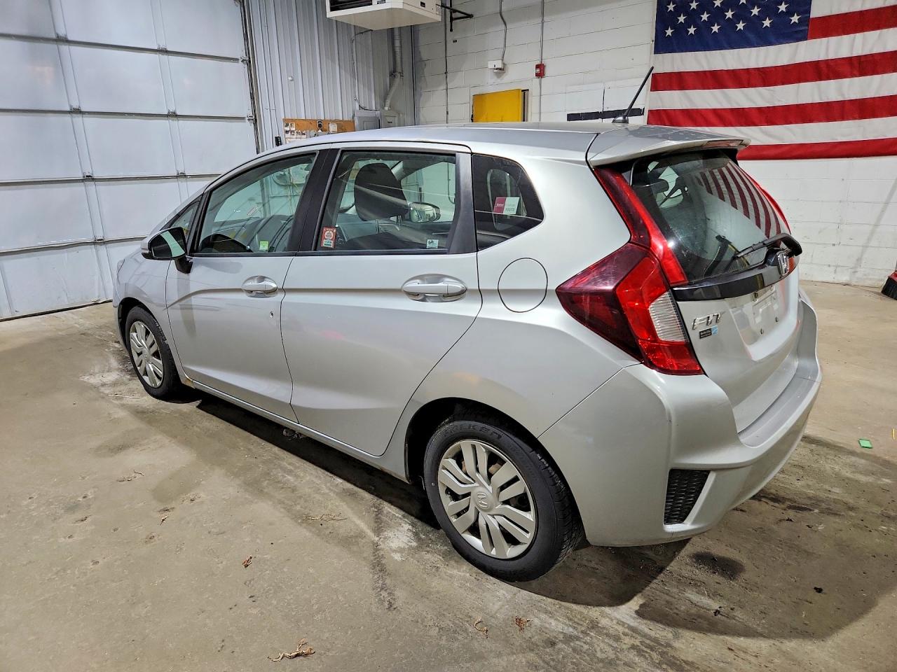 2015 Honda Fit Lx Silver vin: 3HGGK5H54FM710662