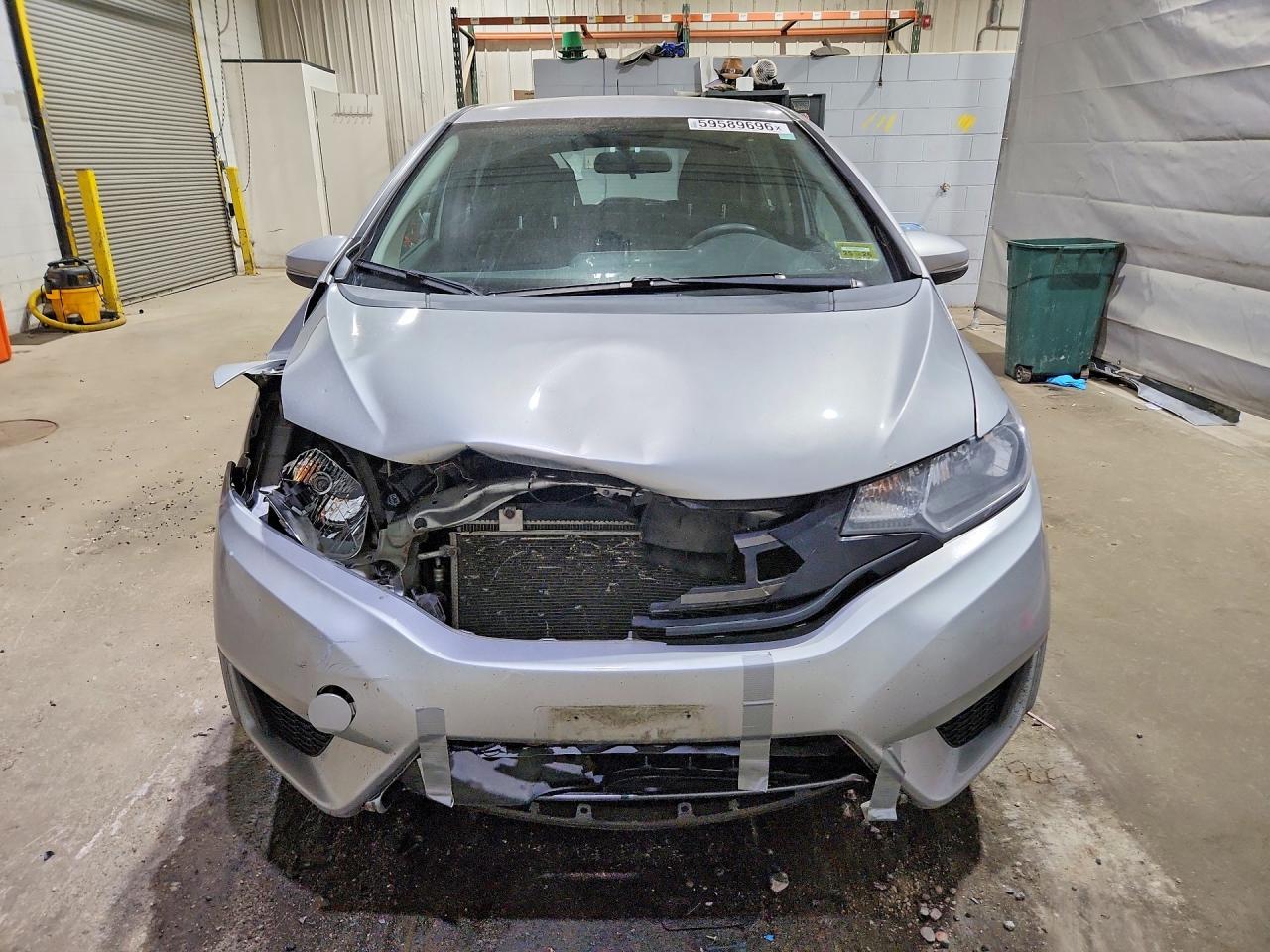 2015 Honda Fit Lx Silver vin: 3HGGK5H54FM710662
