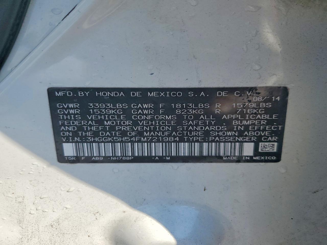 2015 Honda Fit Lx White vin: 3HGGK5H54FM721984