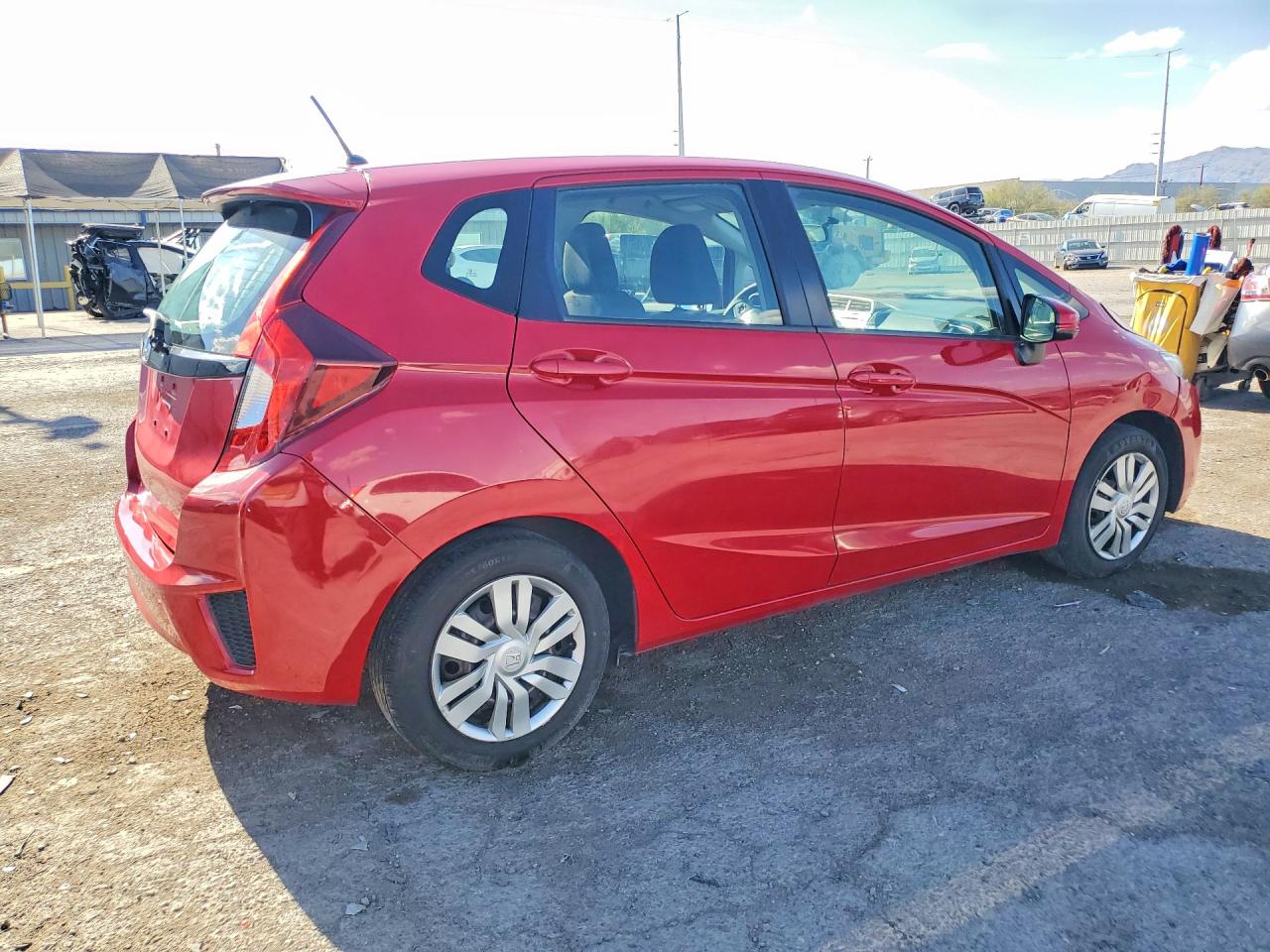 2015 Honda Fit Lx Red vin: 3HGGK5H54FM723668