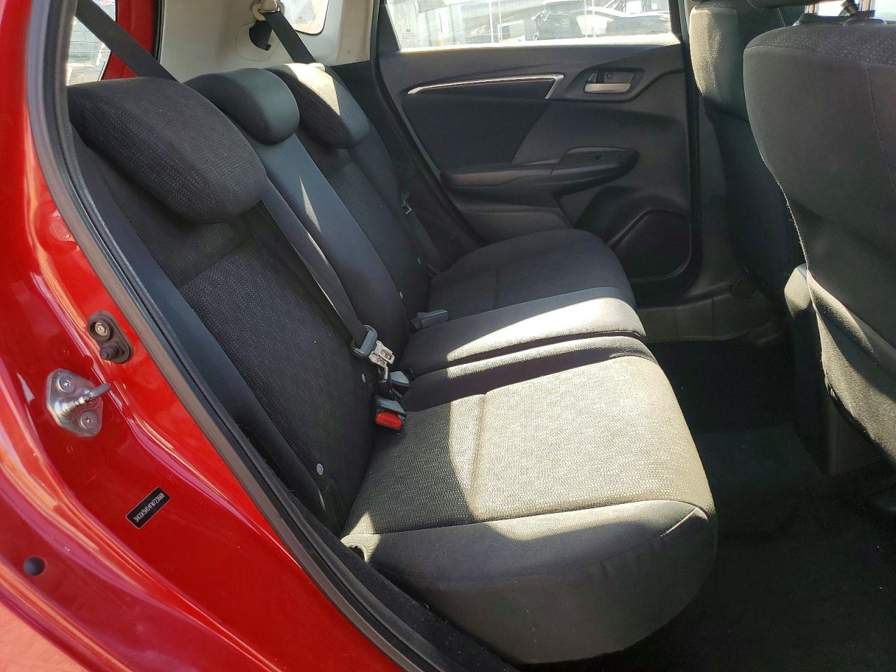 2015 Honda Fit Lx Red vin: 3HGGK5H54FM723668