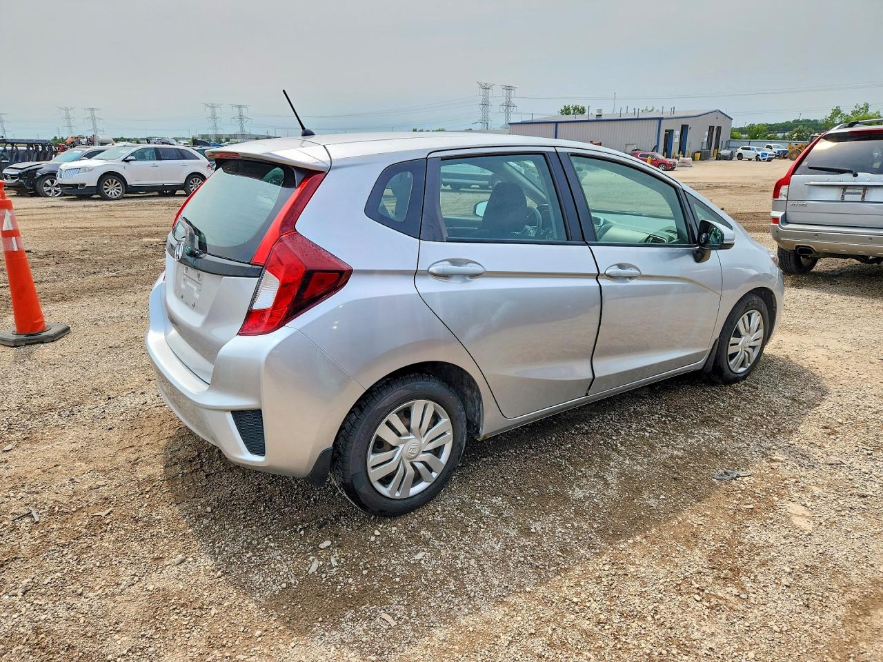 2015 Honda Fit Lx Silver vin: 3HGGK5H54FM738588