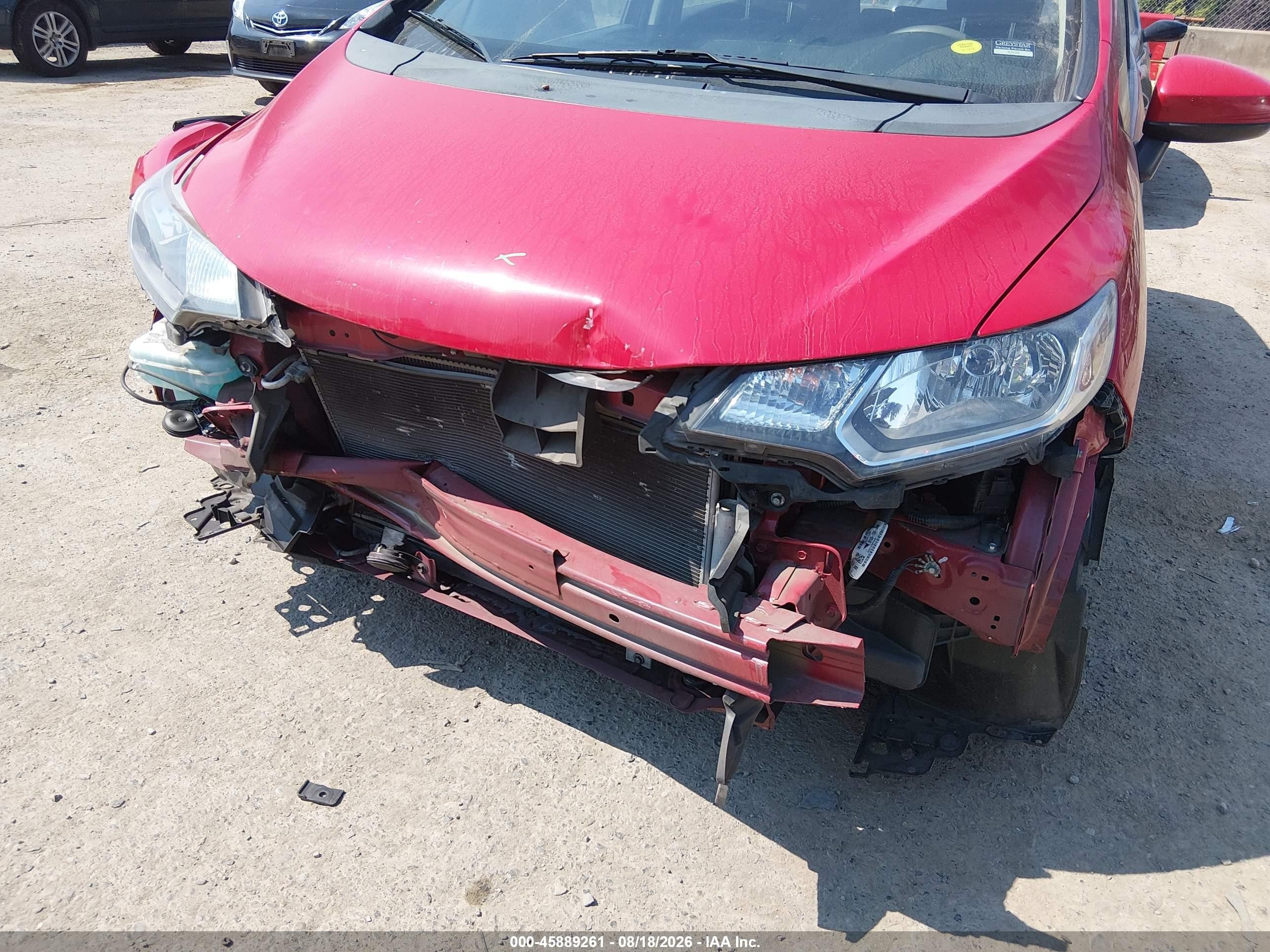 2015 Honda Fit Lx Red vin: 3HGGK5H54FM744598