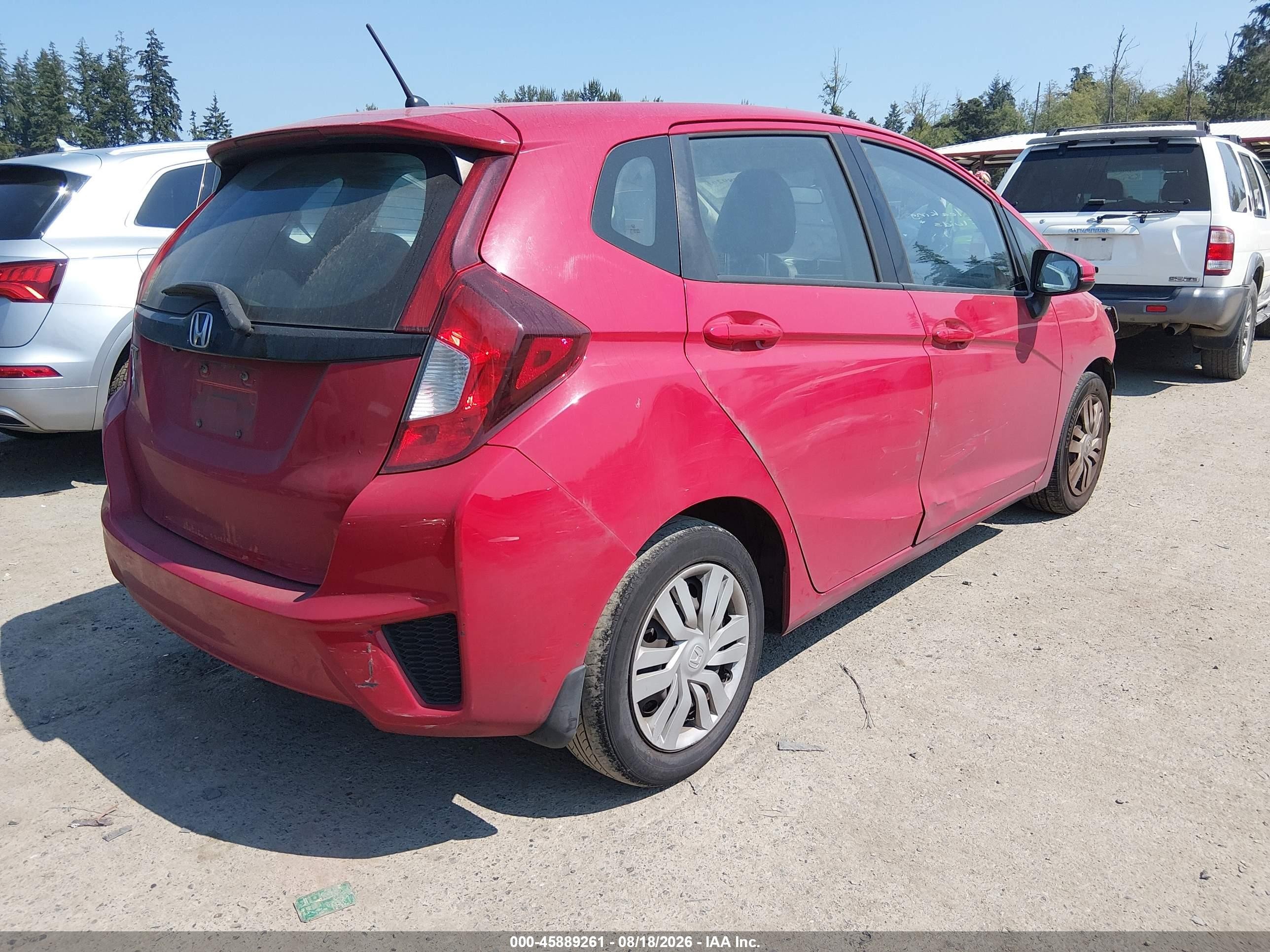 2015 Honda Fit Lx Red vin: 3HGGK5H54FM744598