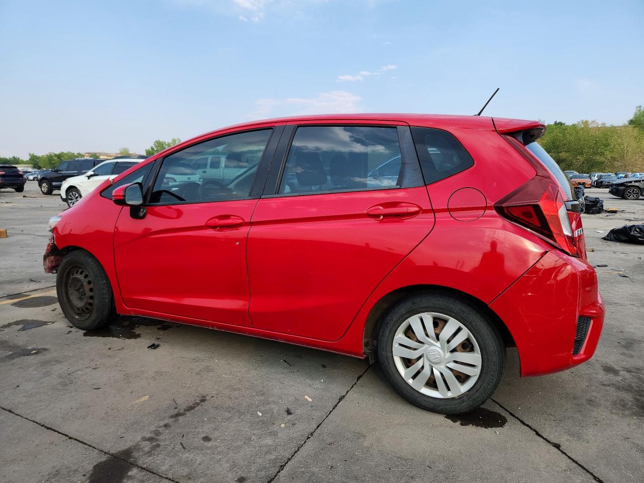 2015 Honda Fit Lx Red vin: 3HGGK5H54FM744620