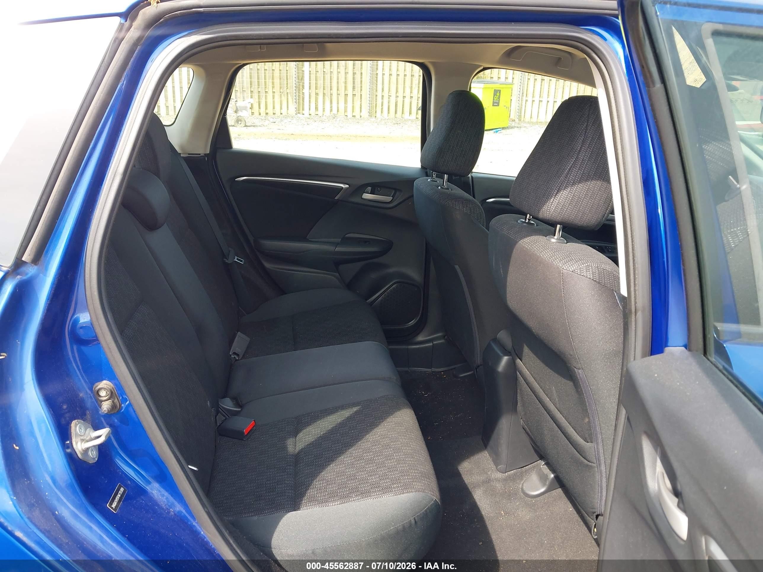 2015 Honda Fit Lx Синий vin: 3HGGK5H55FM735389