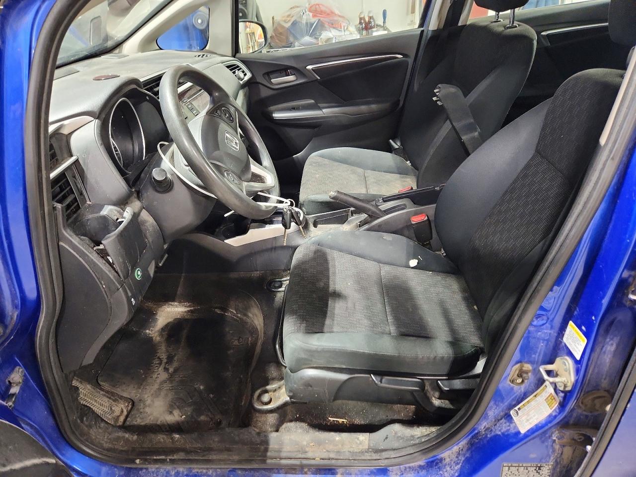 2015 Honda Fit Lx Blue vin: 3HGGK5H55FM786696