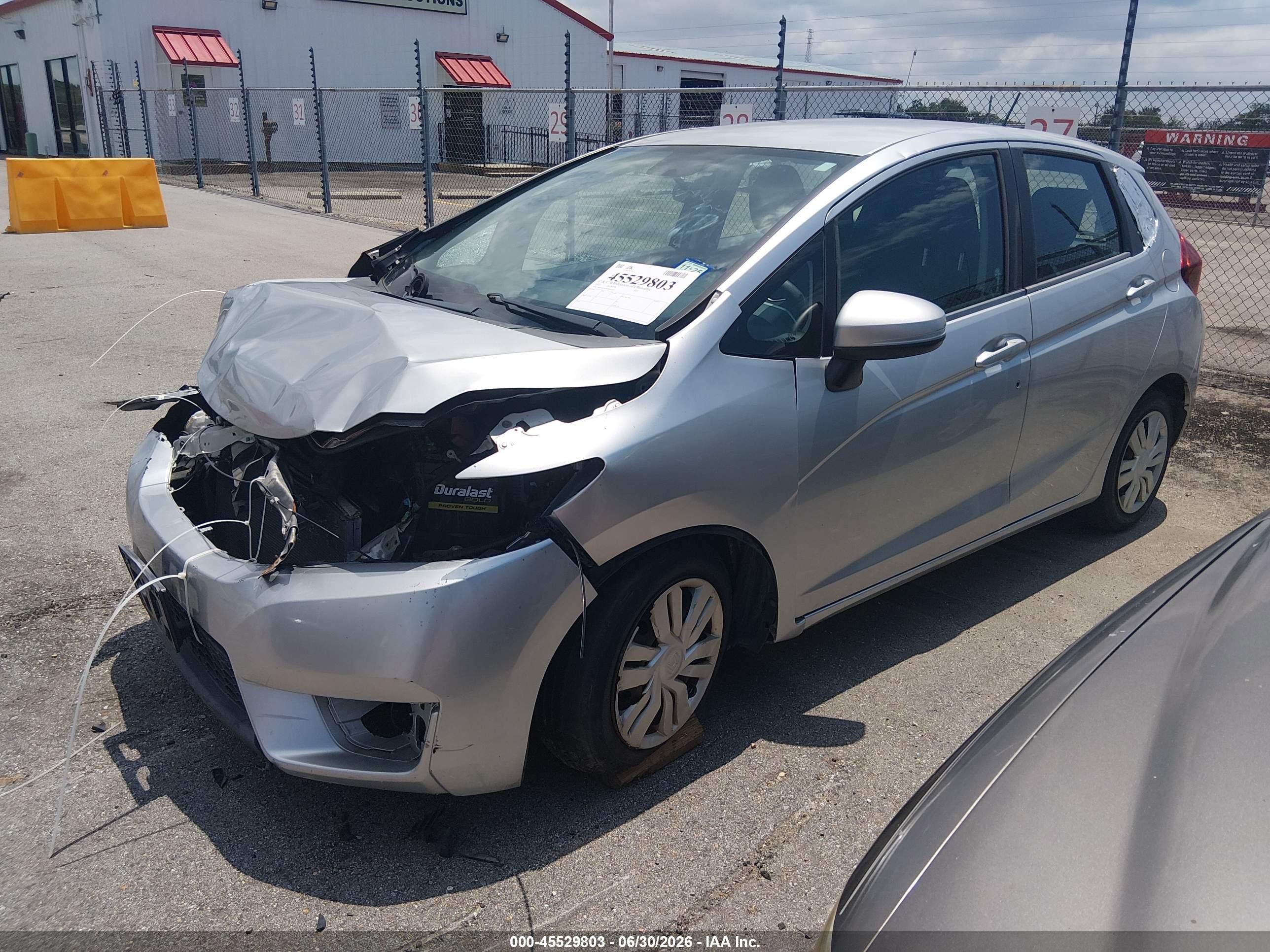 2015 Honda Fit Lx Silver vin: 3HGGK5H56FM712025