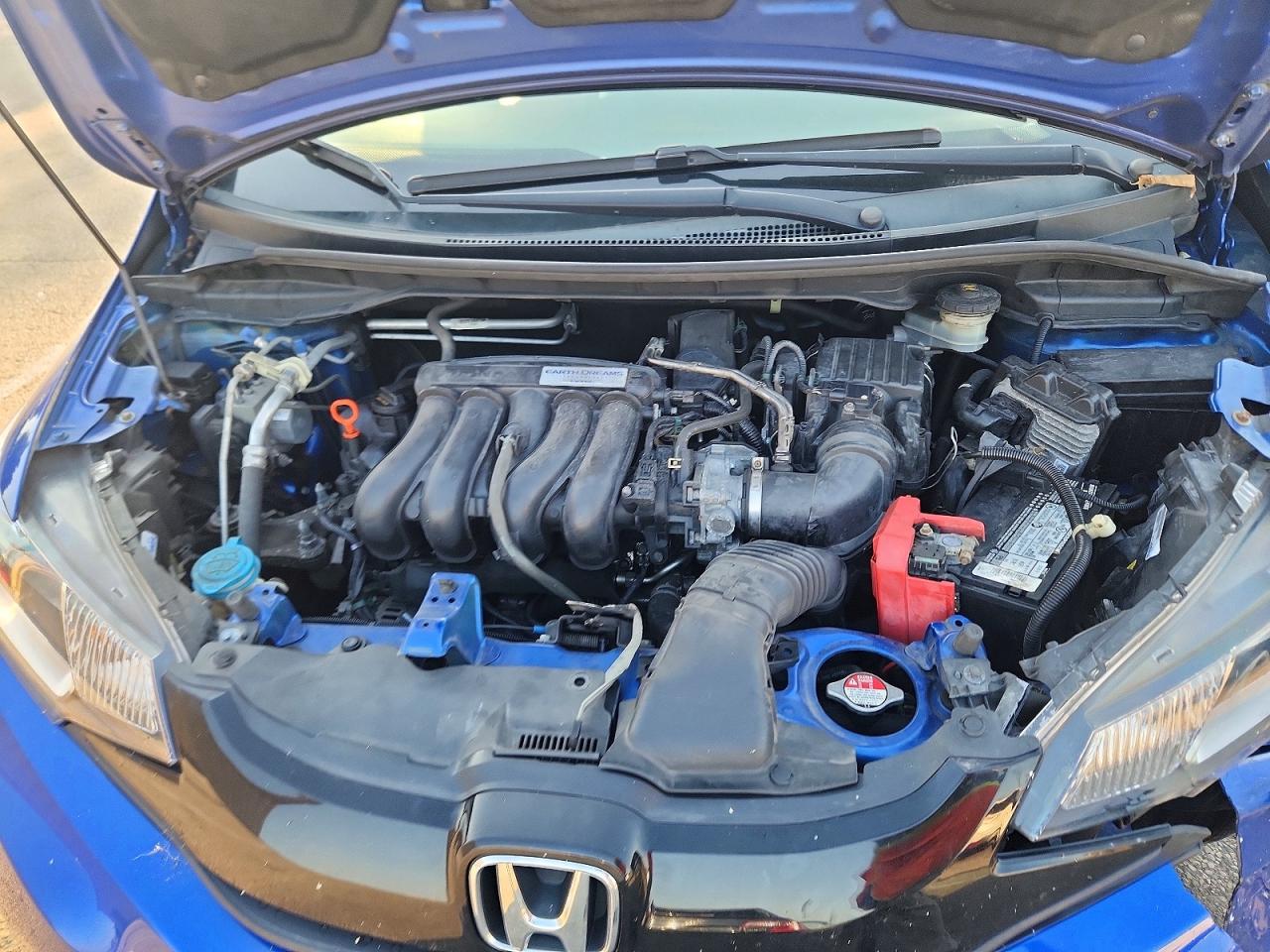 2015 Honda Fit Lx Blue vin: 3HGGK5H56FM771849