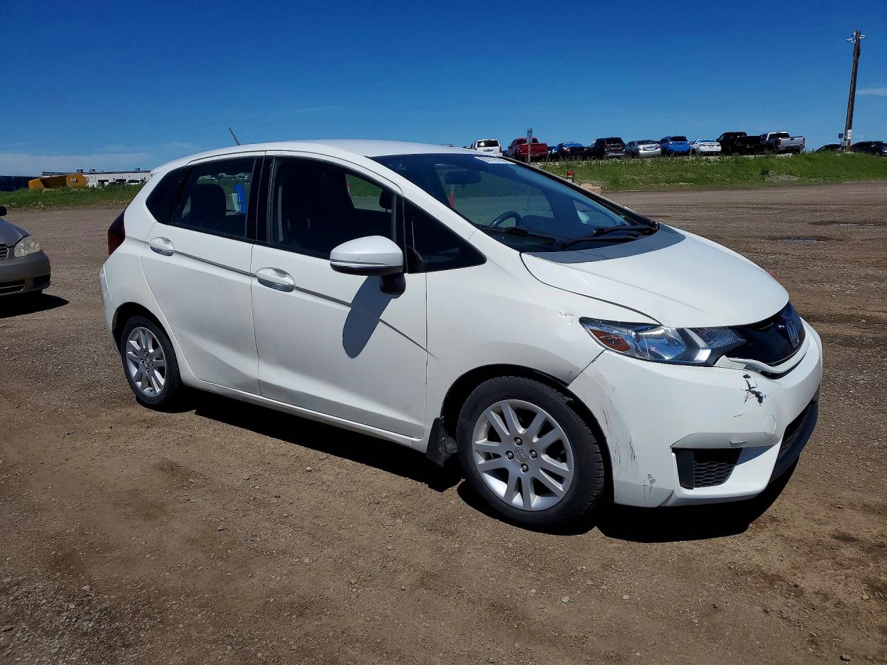 2015 Honda Fit Lx White vin: 3HGGK5H57FM107186