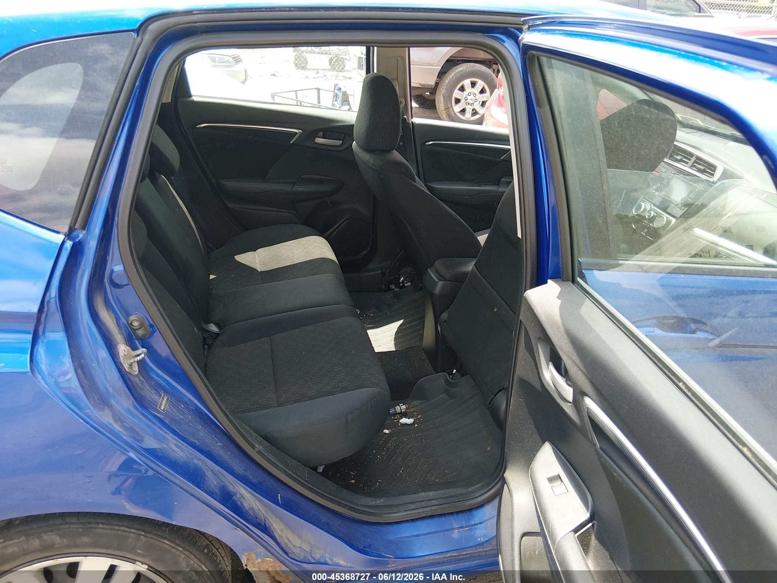 2015 Honda Fit Lx Blue vin: 3HGGK5H57FM719713