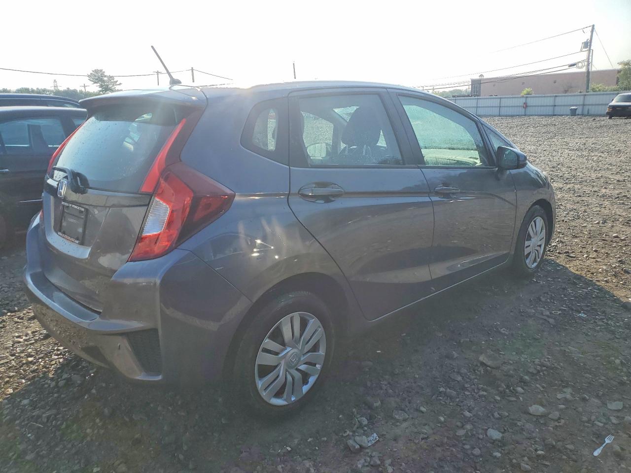 2015 Honda Fit Lx Silver vin: 3HGGK5H57FM726676