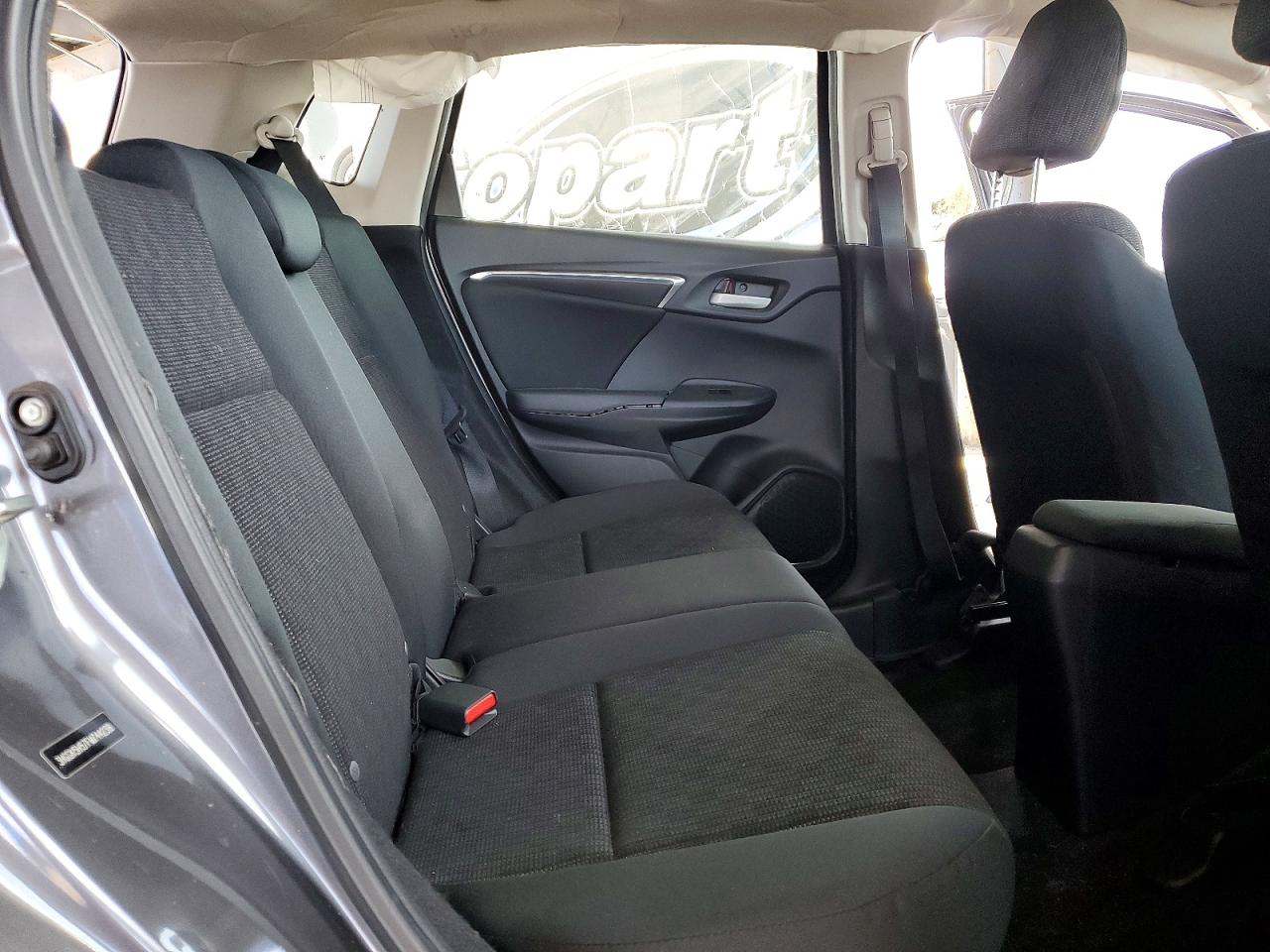 2015 Honda Fit Lx Gray vin: 3HGGK5H57FM744238