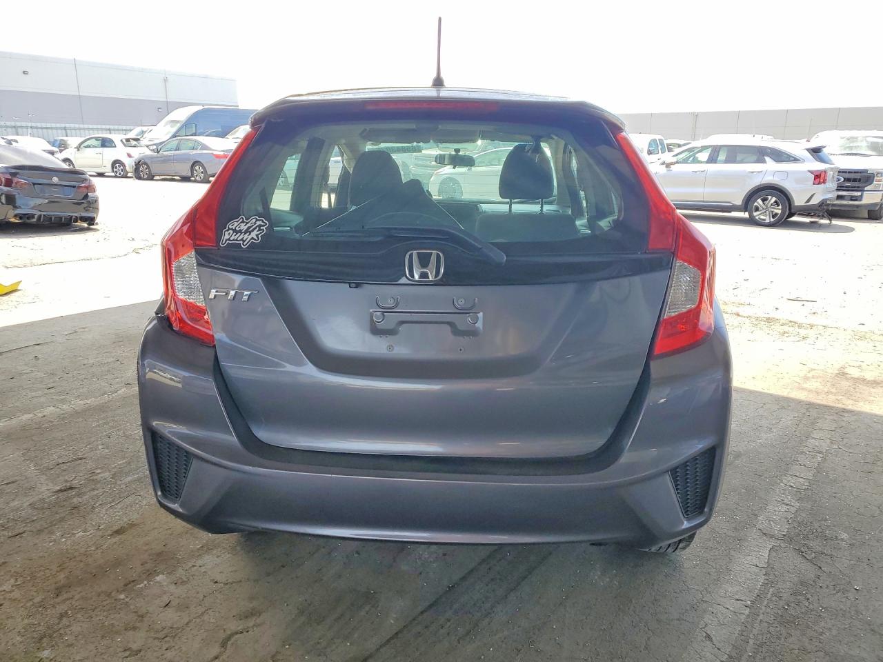 2015 Honda Fit Lx Gray vin: 3HGGK5H57FM744238