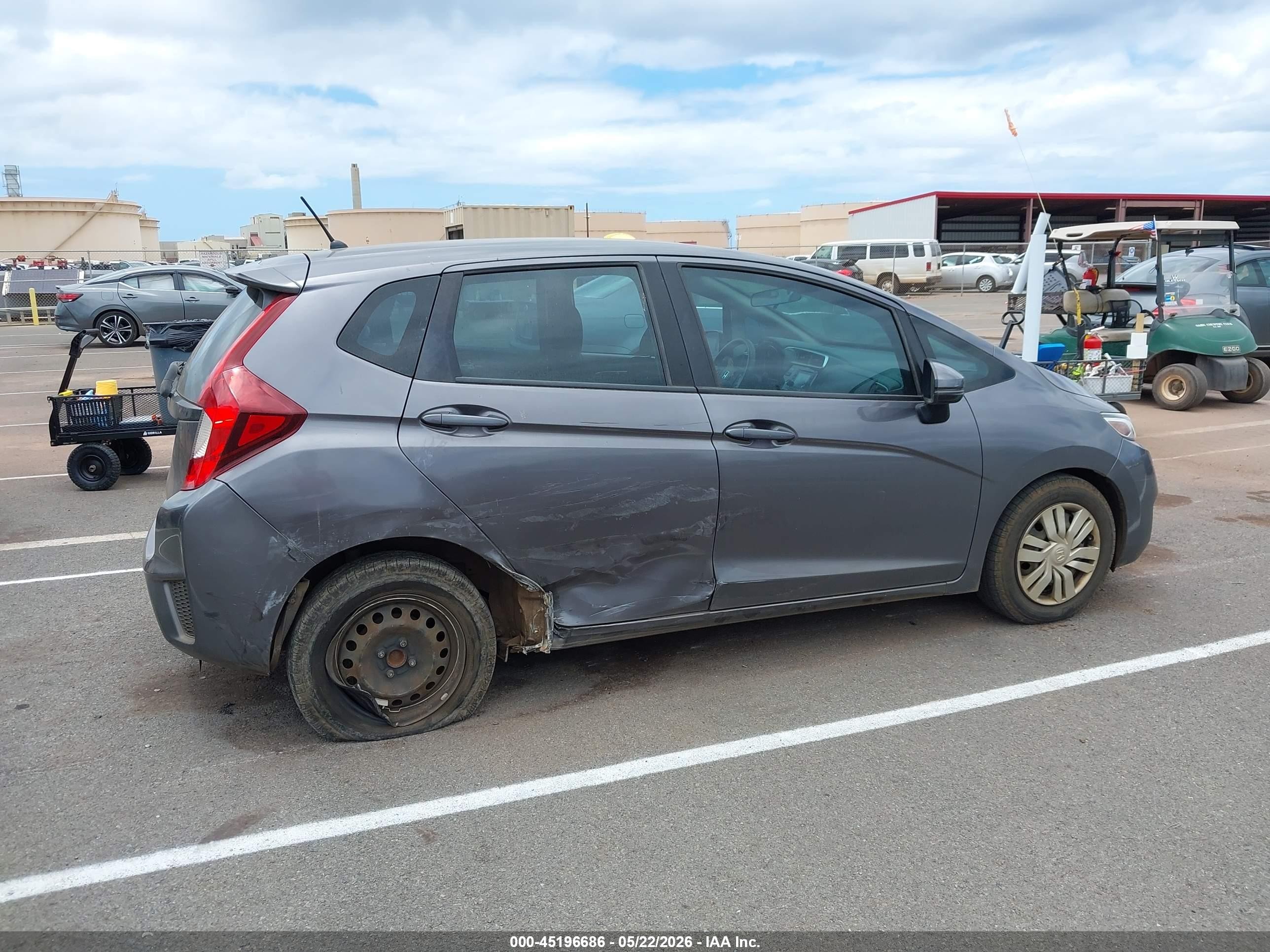 2015 Honda Fit Lx Серый vin: 3HGGK5H57FM755093