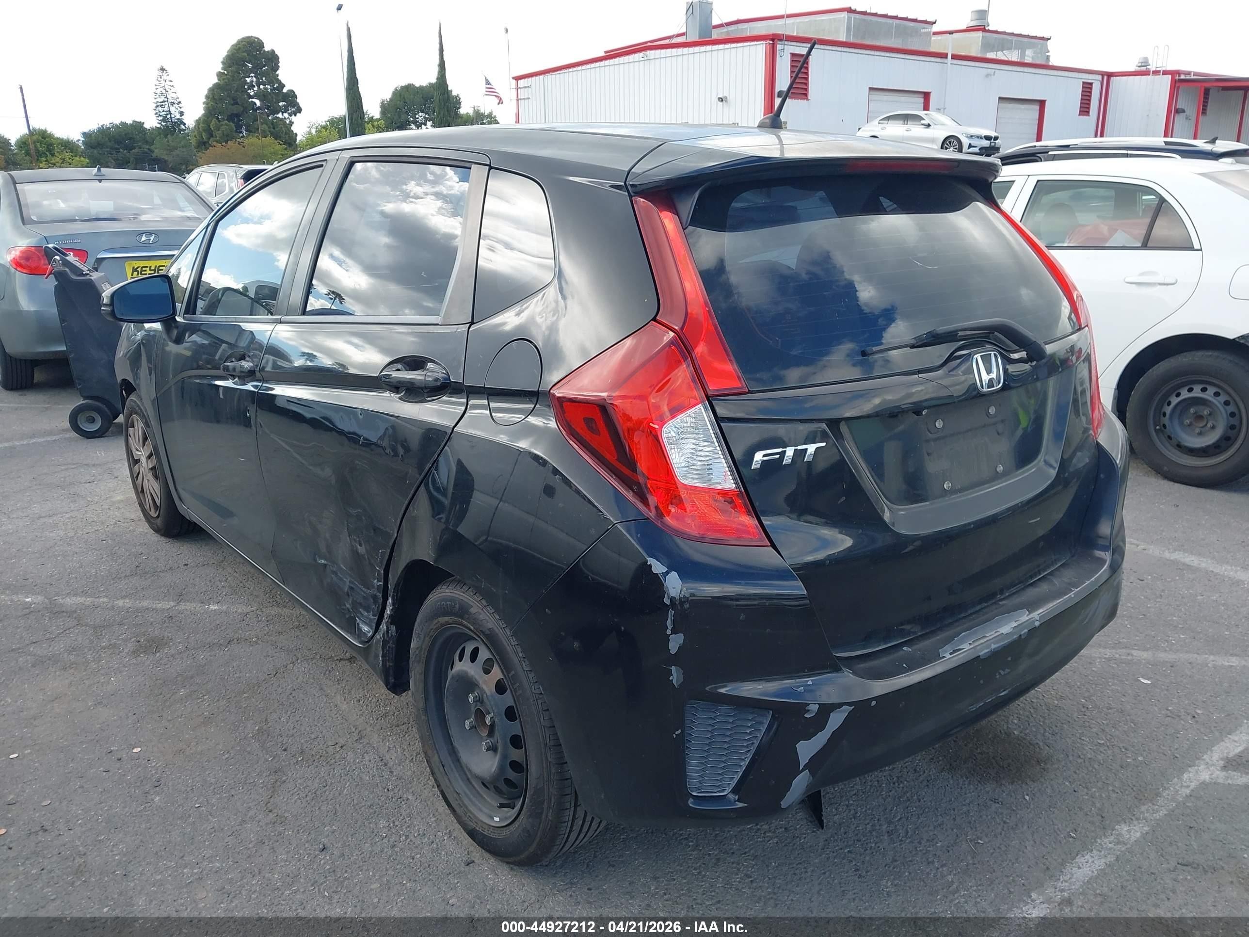 2015 Honda Fit Lx Black vin: 3HGGK5H58FM713094