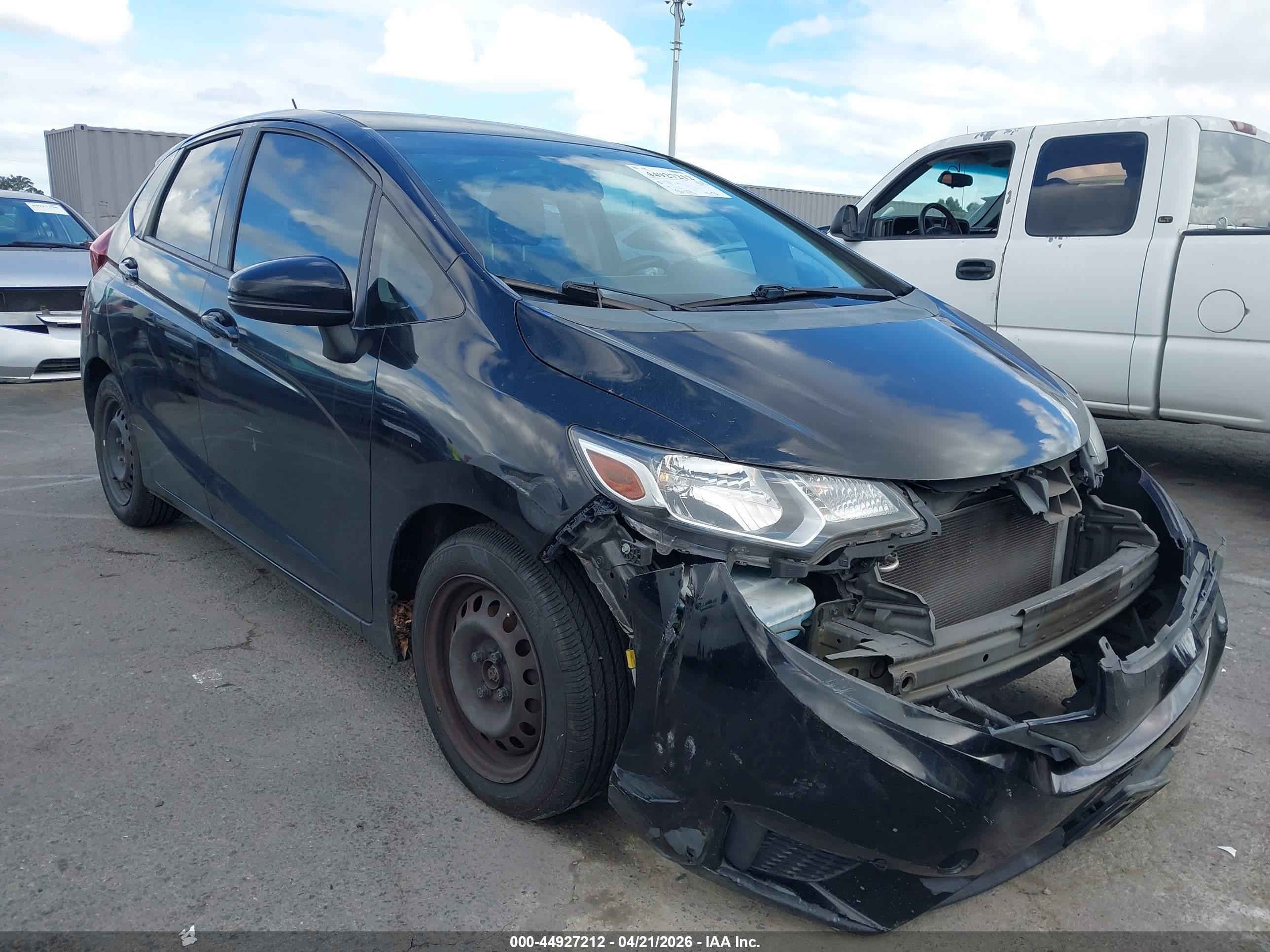 2015 Honda Fit Lx Black vin: 3HGGK5H58FM713094