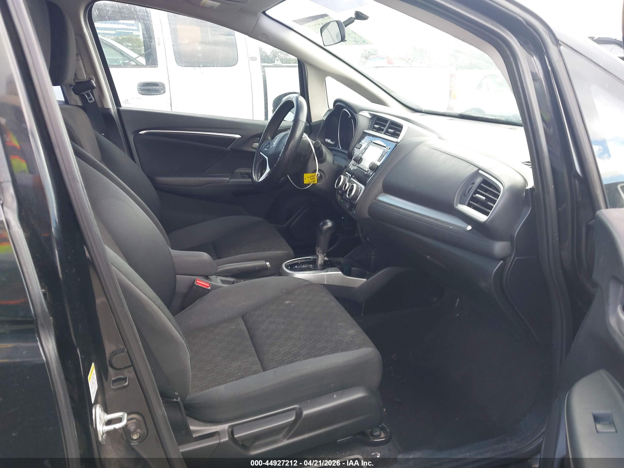 2015 Honda Fit Lx Black vin: 3HGGK5H58FM713094