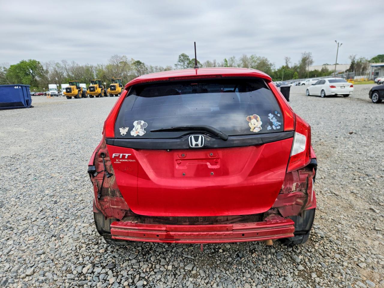2015 Honda Fit Lx Red vin: 3HGGK5H58FM764644