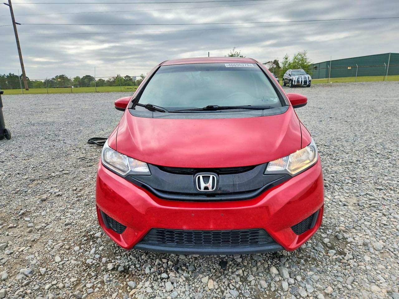 2015 Honda Fit Lx Red vin: 3HGGK5H58FM764644