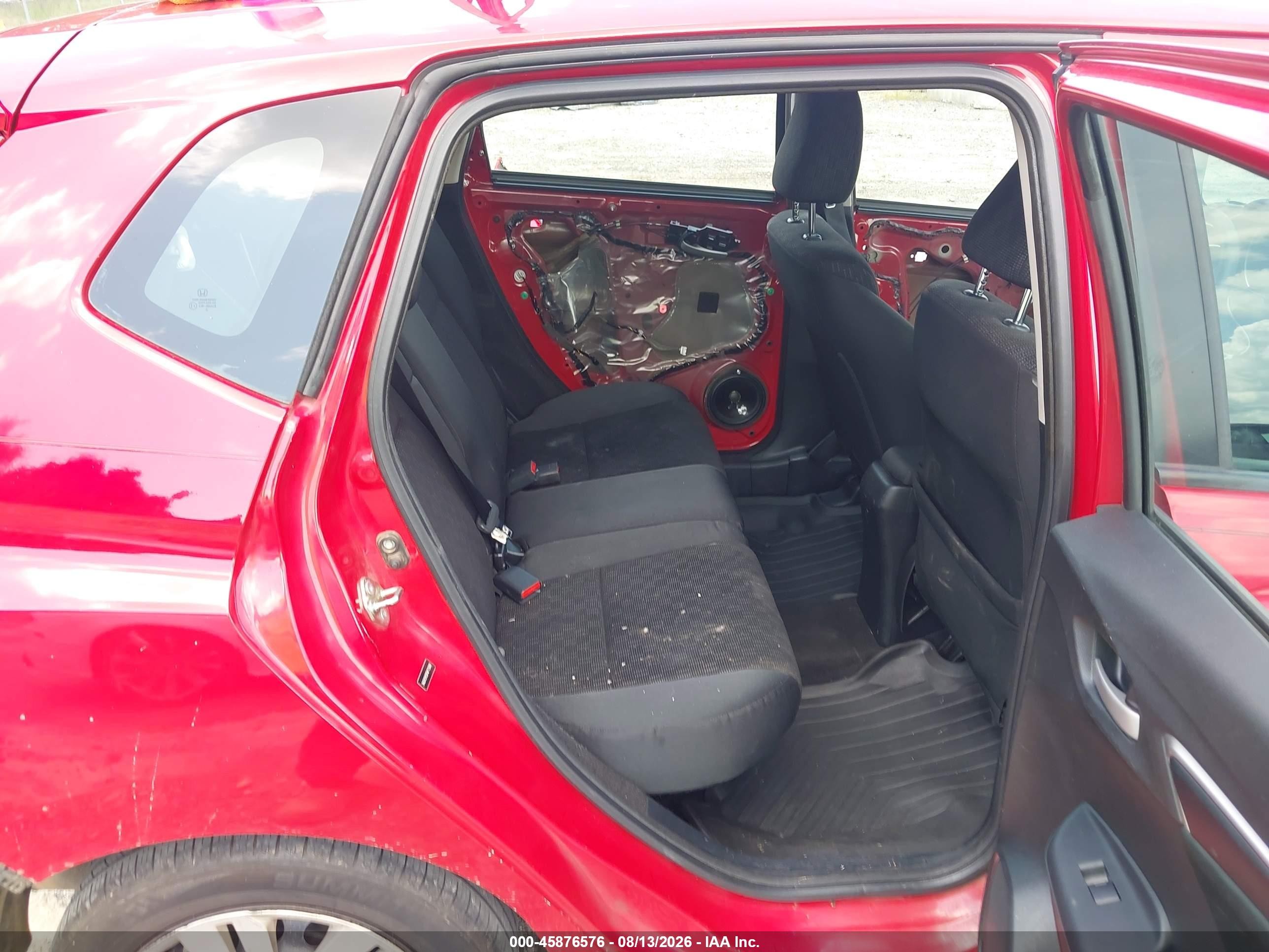 2015 Honda Fit Lx Red vin: 3HGGK5H59FM715968