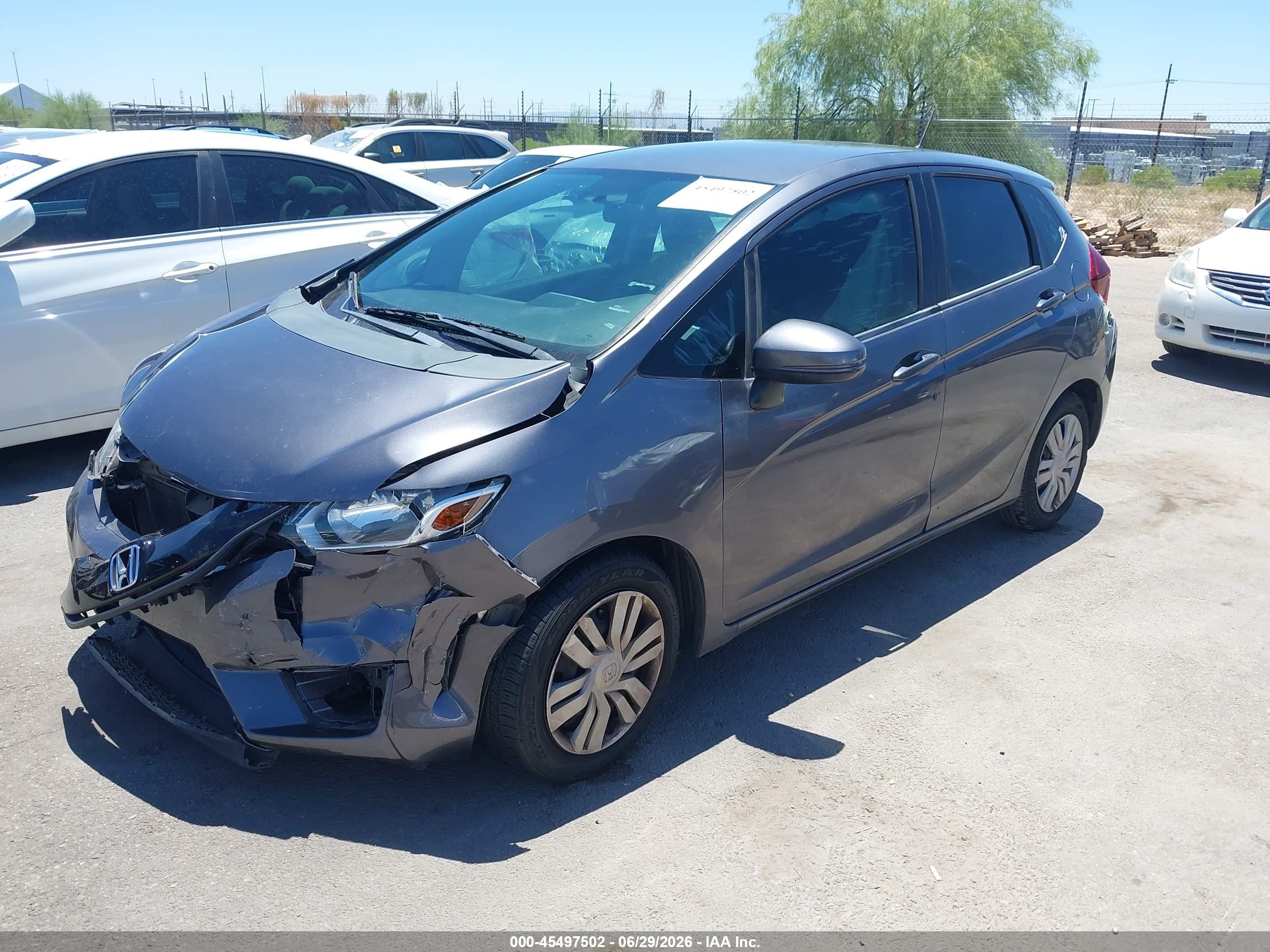 2015 Honda Fit Lx Gray vin: 3HGGK5H59FM717252