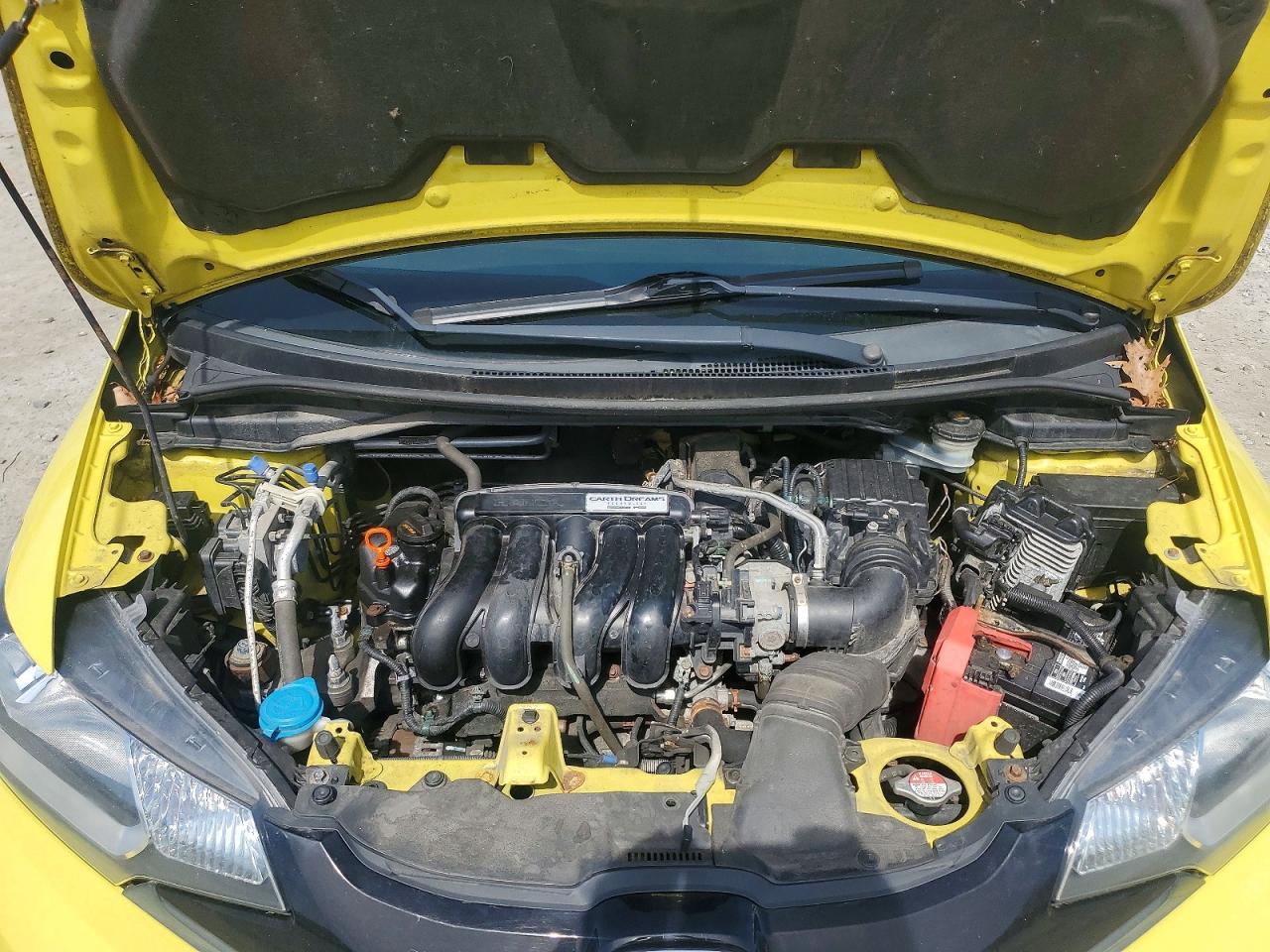 2015 Honda Fit Lx Yellow vin: 3HGGK5H59FM778262