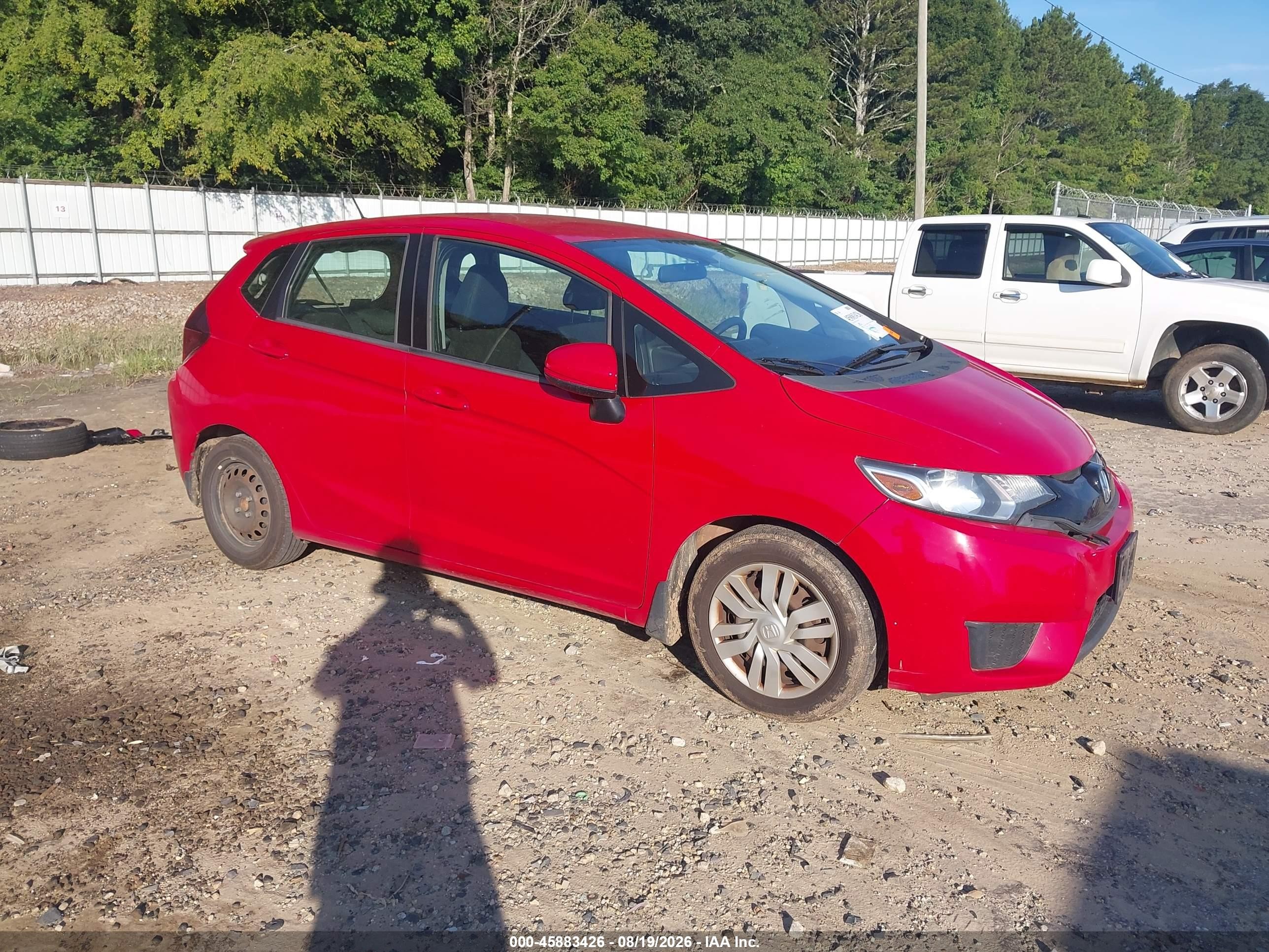 2015 Honda Fit Lx Red vin: 3HGGK5H59FM783915