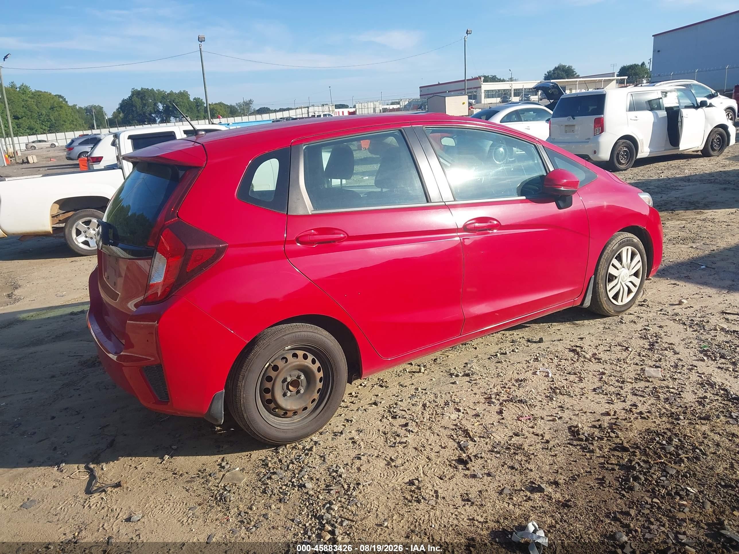2015 Honda Fit Lx Red vin: 3HGGK5H59FM783915