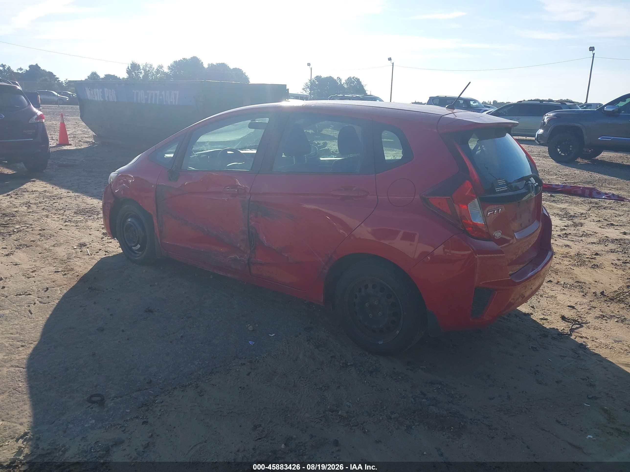 2015 Honda Fit Lx Red vin: 3HGGK5H59FM783915