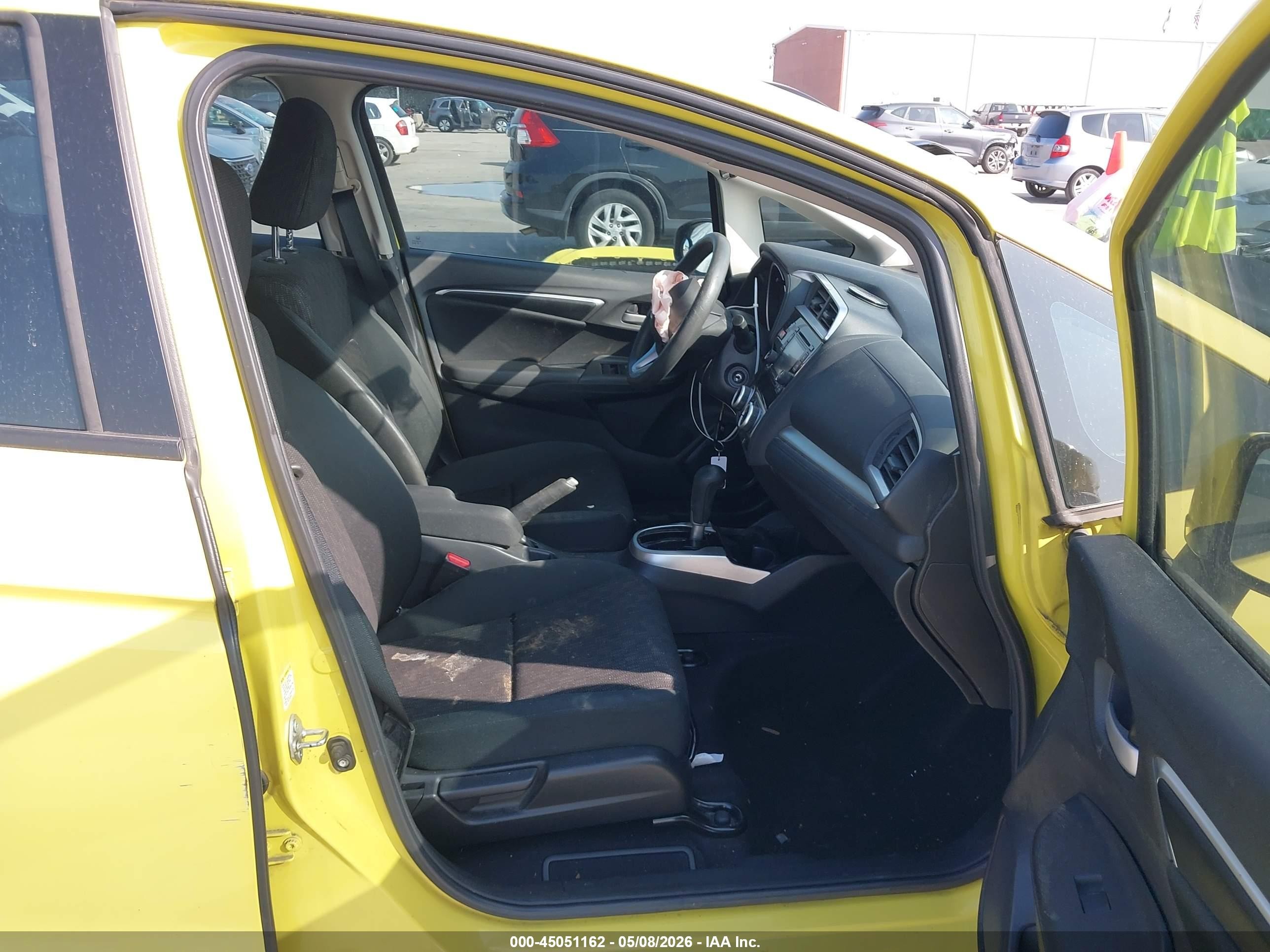2015 Honda Fit Lx Желтый vin: 3HGGK5H5XFM721231