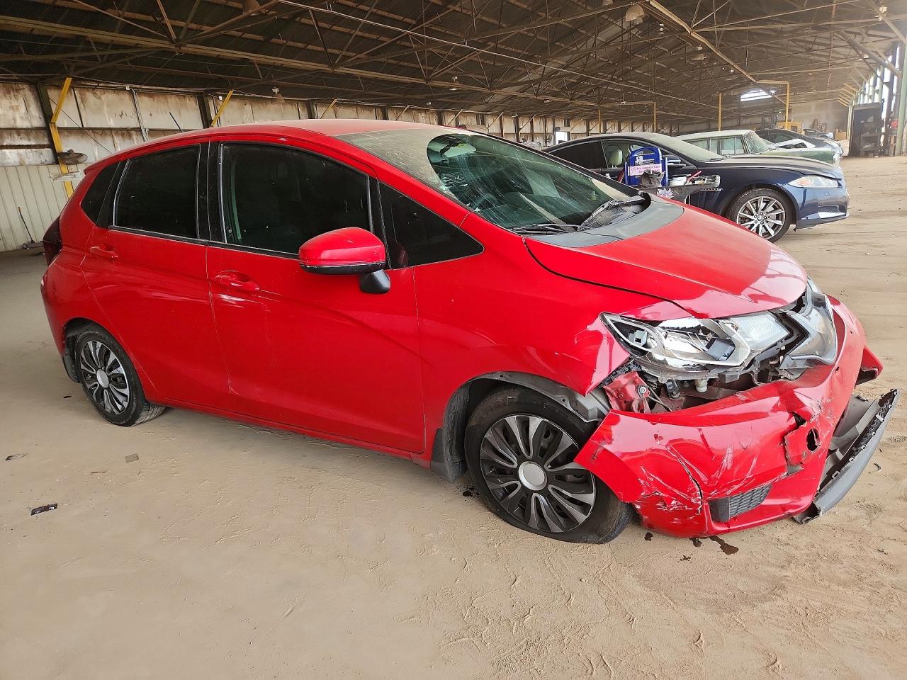 2015 Honda Fit Lx Red vin: 3HGGK5H5XFM741527
