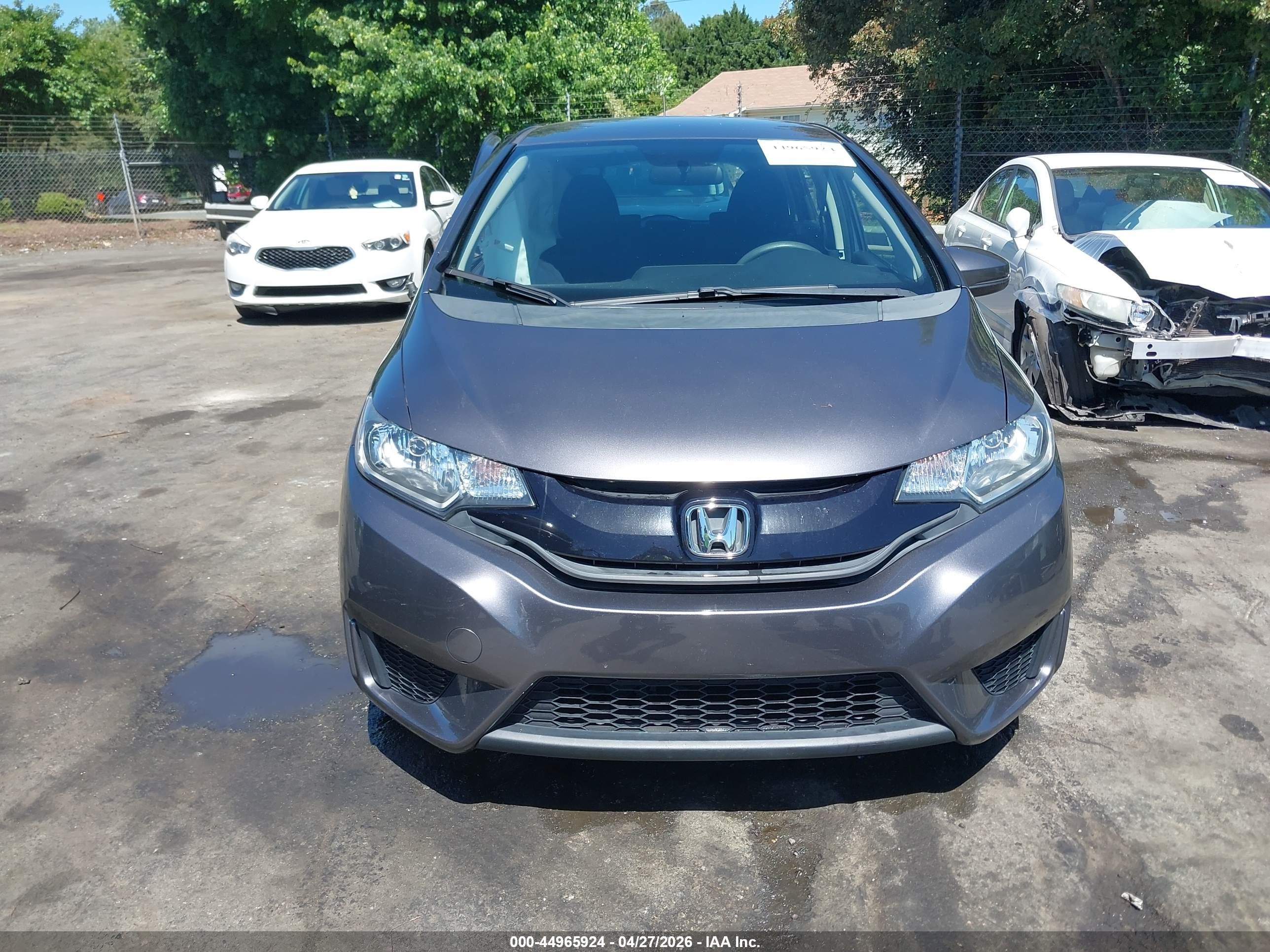 2015 Honda Fit Lx Серый vin: 3HGGK5H5XFM760434