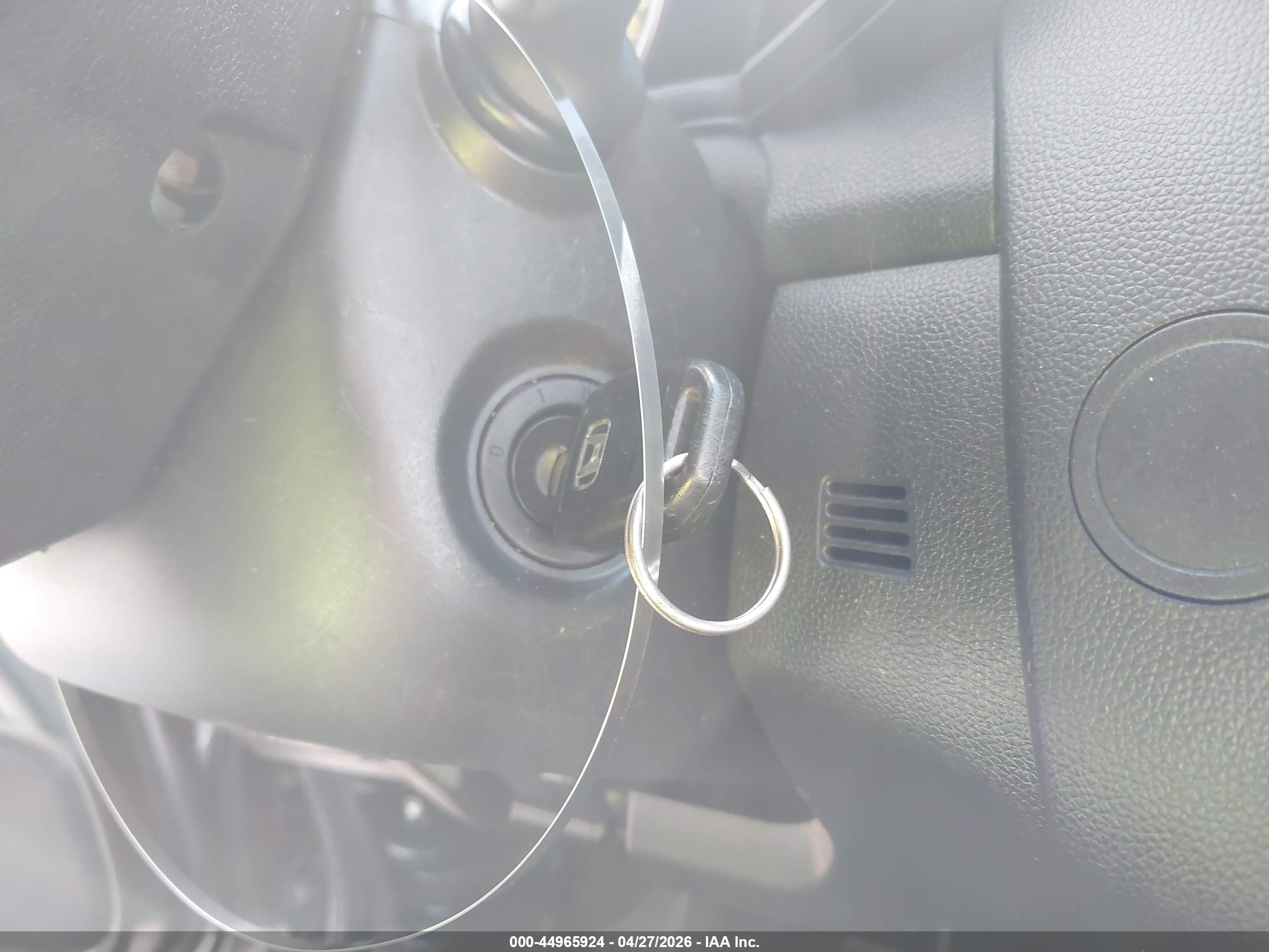 2015 Honda Fit Lx Серый vin: 3HGGK5H5XFM760434