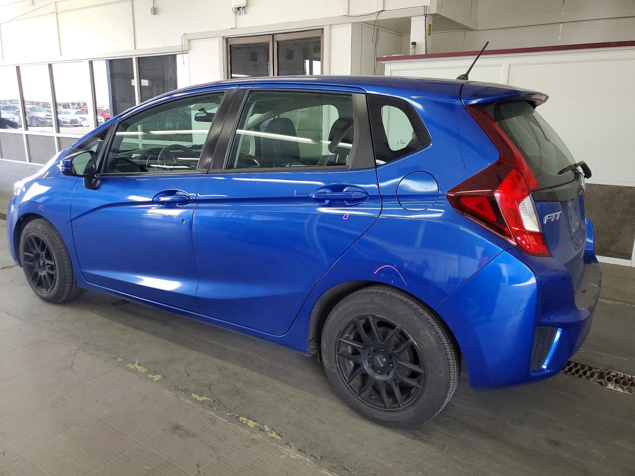 2015 Honda Fit Lx Blue vin: 3HGGK5H5XFM766007