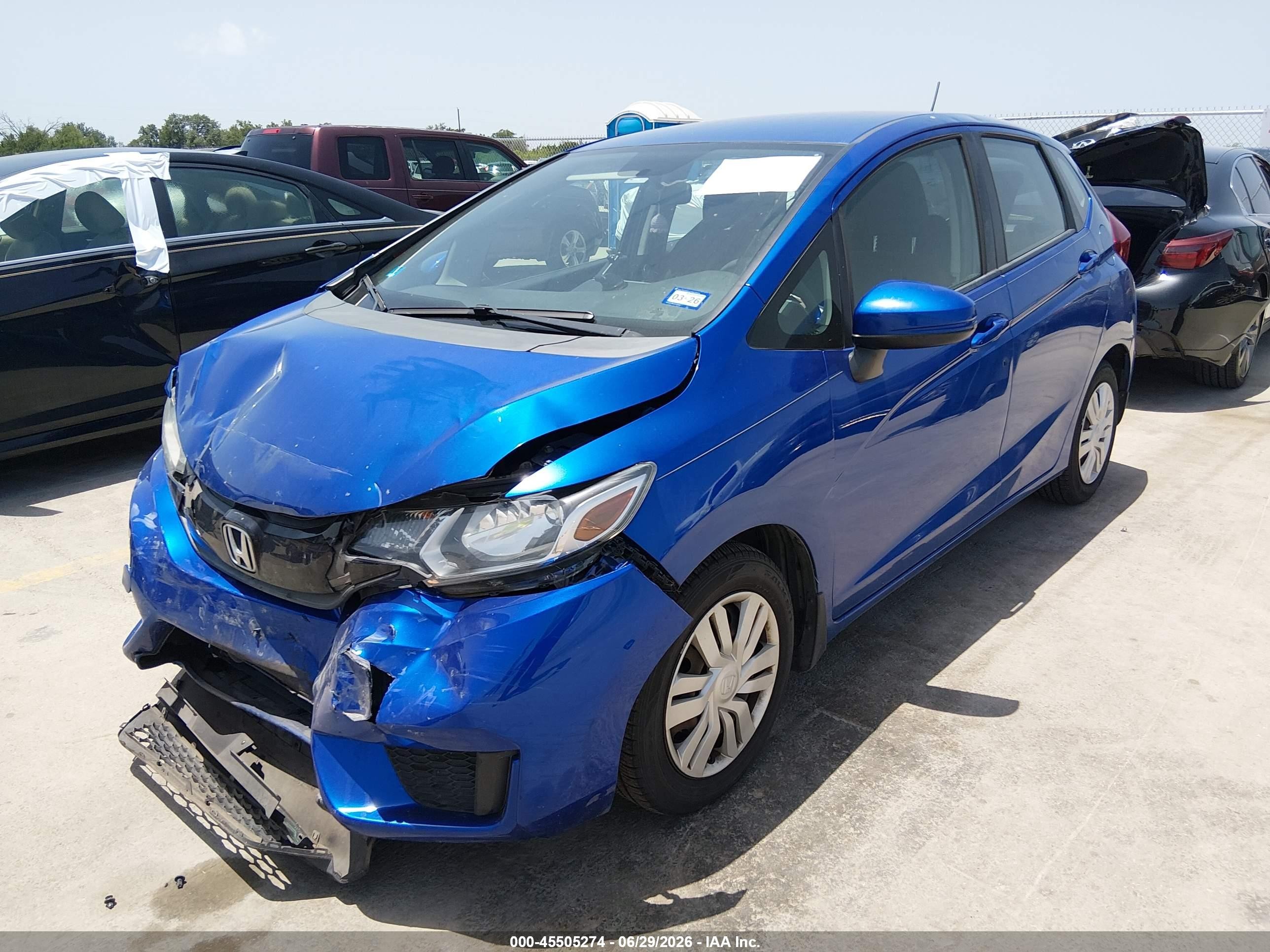 2015 Honda Fit Lx Blue vin: 3HGGK5H5XFM778366