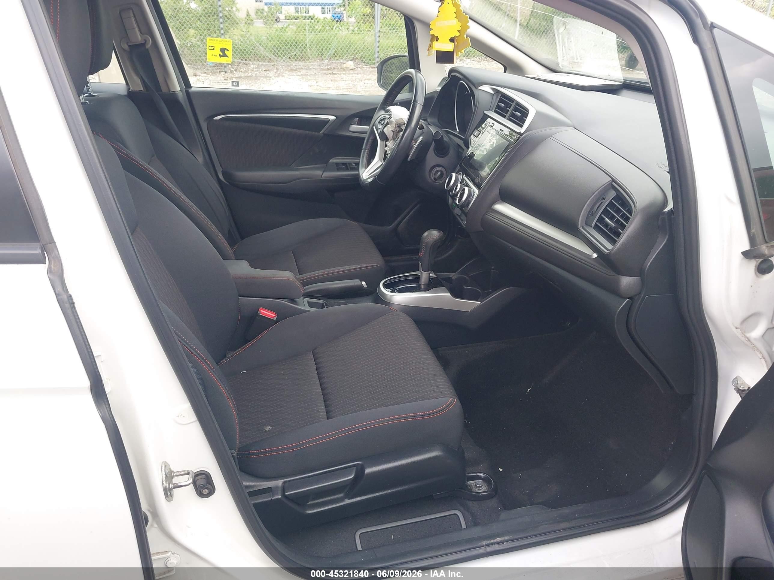 2018 Honda Fit Sport Белый vin: 3HGGK5H63JM707365