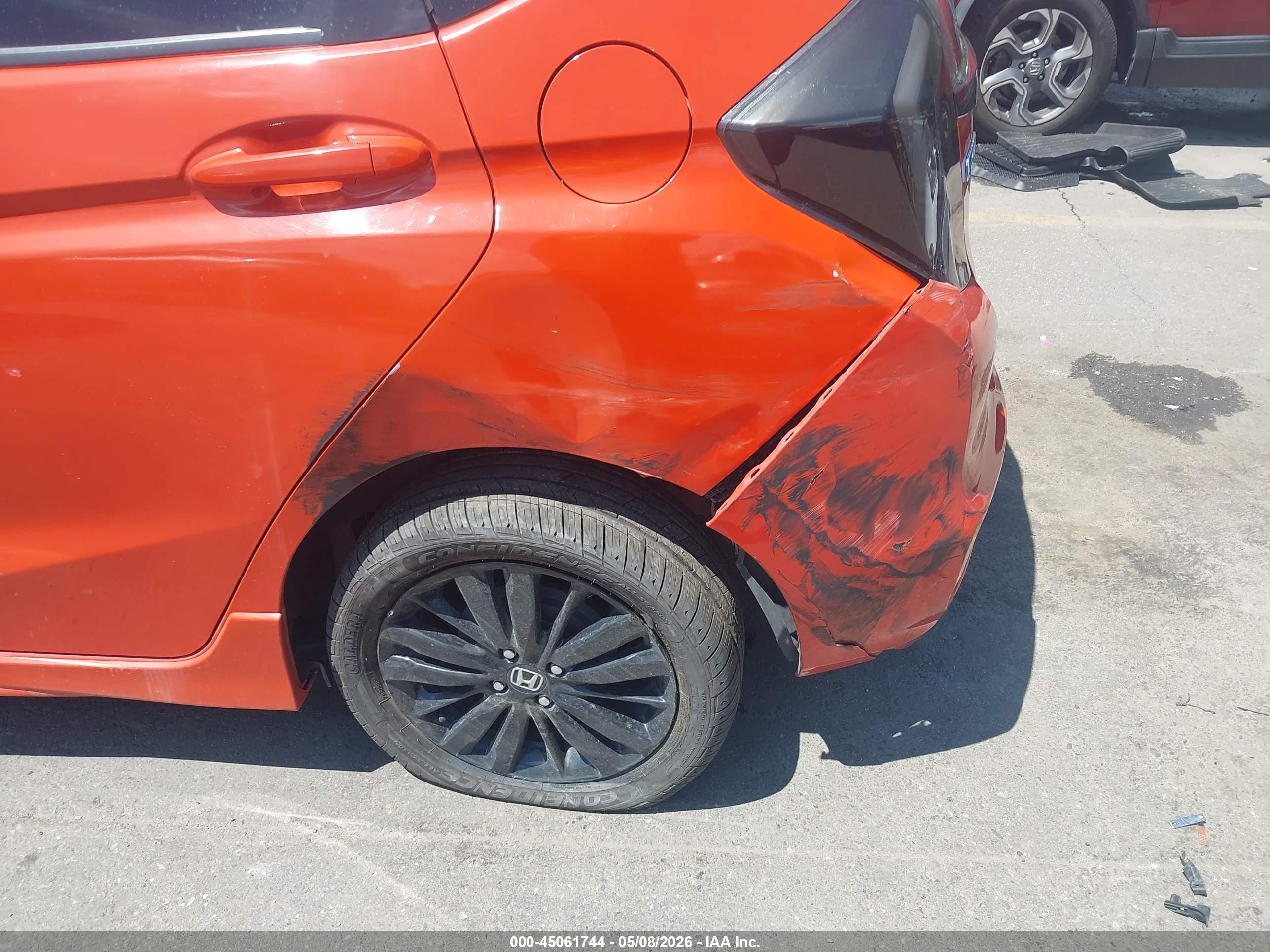 2018 Honda Fit Sport Оранжевый vin: 3HGGK5H69JM708293