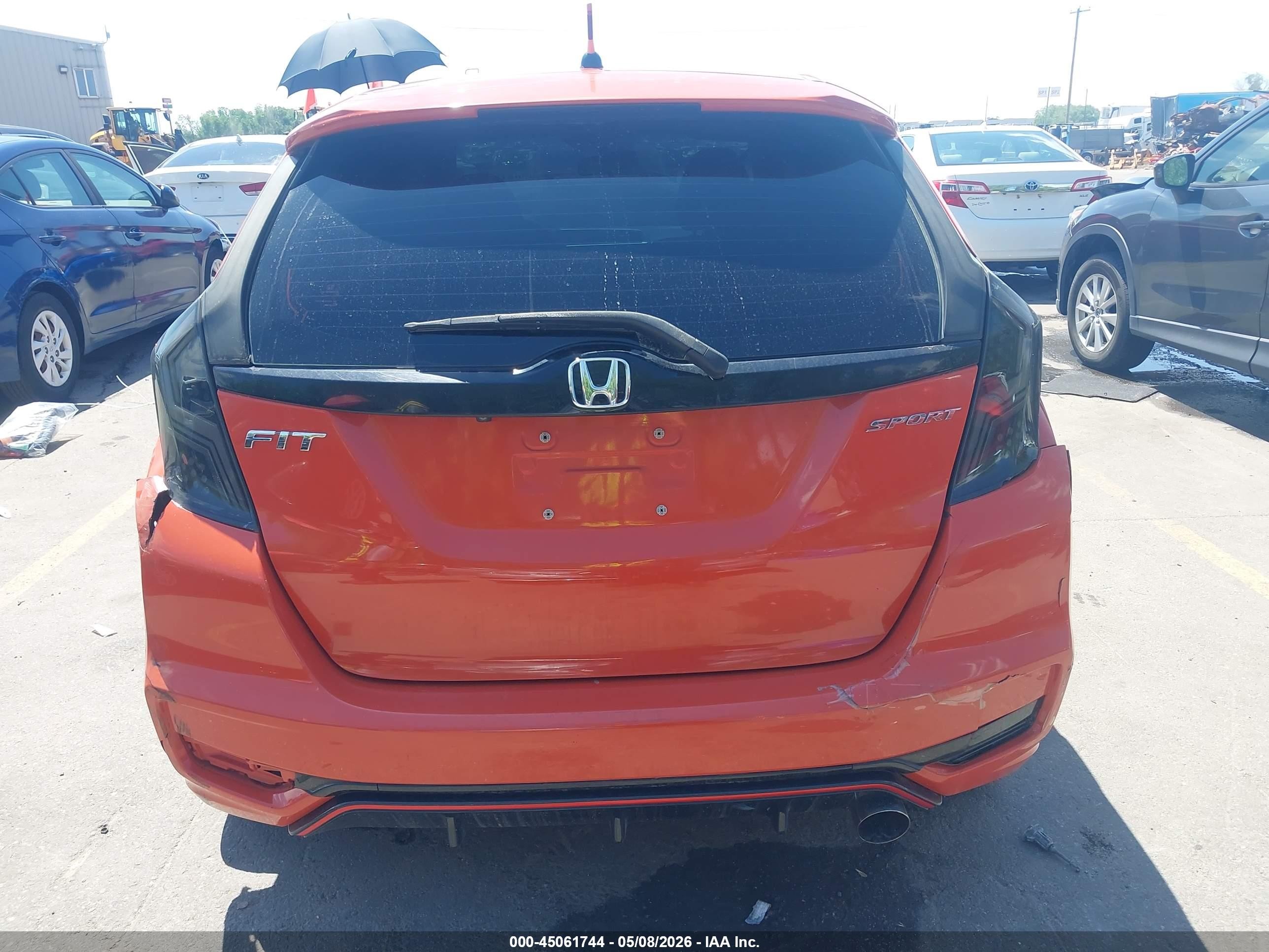 2018 Honda Fit Sport Оранжевый vin: 3HGGK5H69JM708293