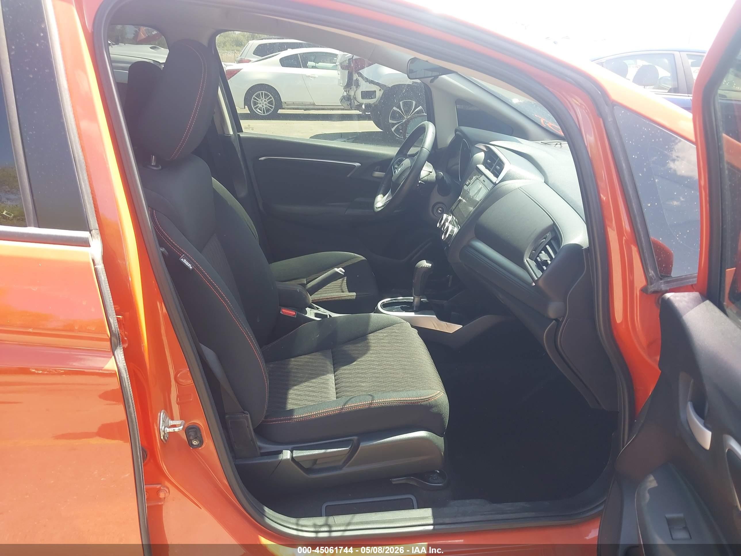 2018 Honda Fit Sport Оранжевый vin: 3HGGK5H69JM708293