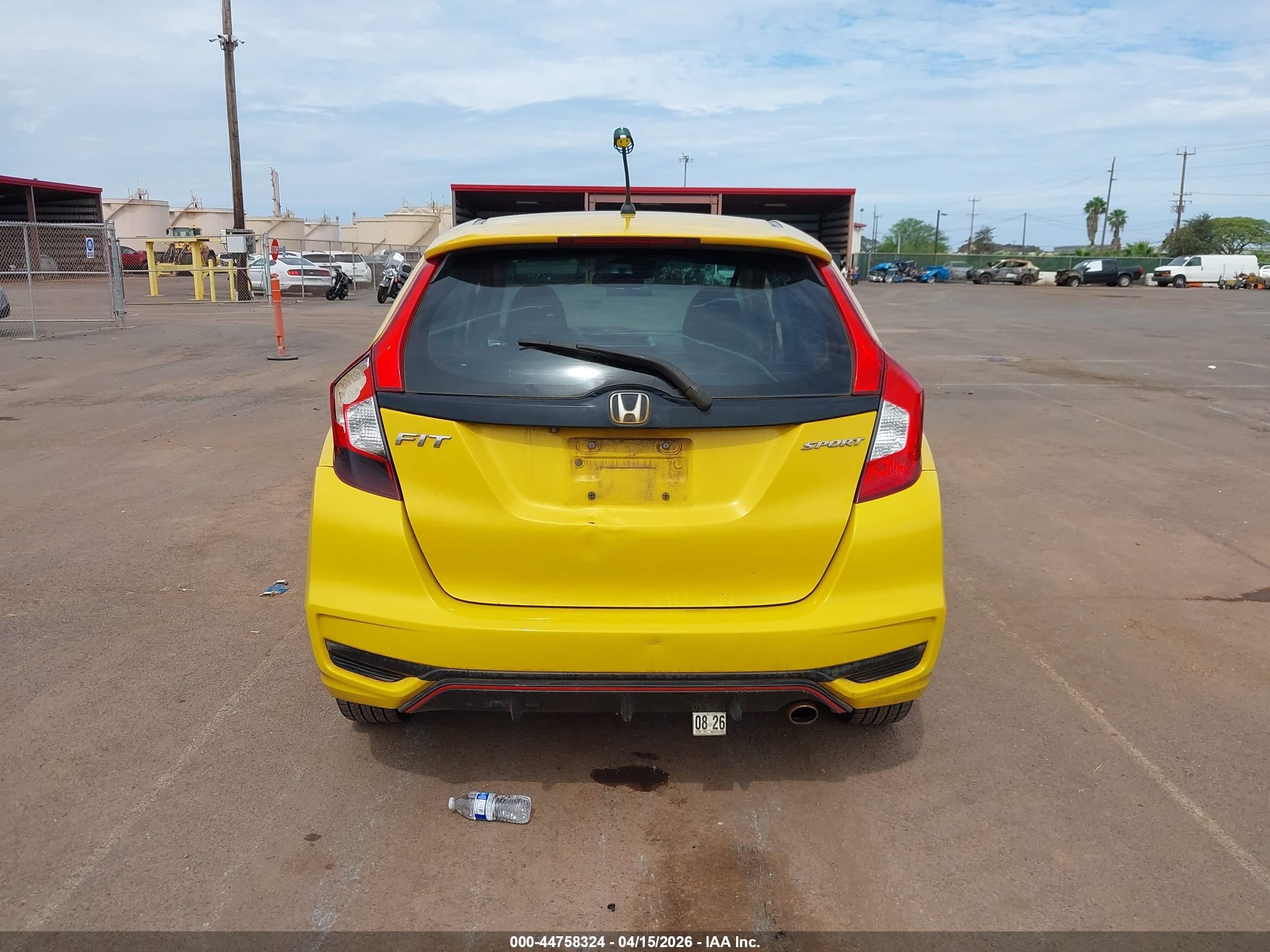 2018 Honda Fit Sport Желтый vin: 3HGGK5H75JM703486