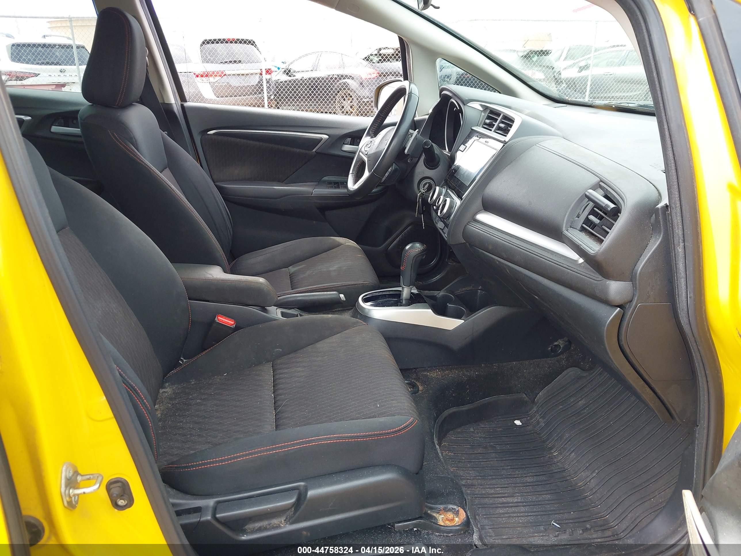 2018 Honda Fit Sport Желтый vin: 3HGGK5H75JM703486